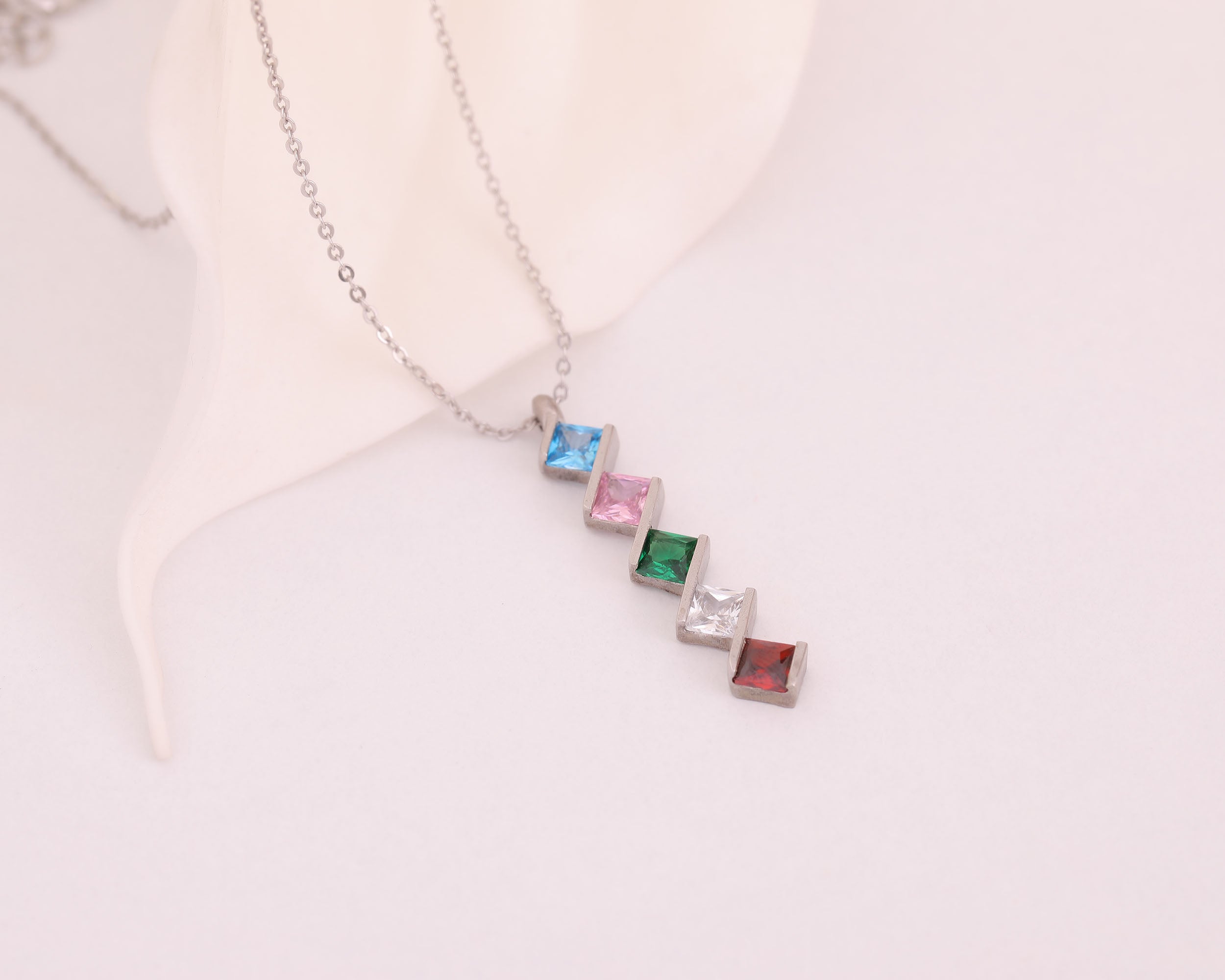 Custom Family Birthstone Zigzag Necklace