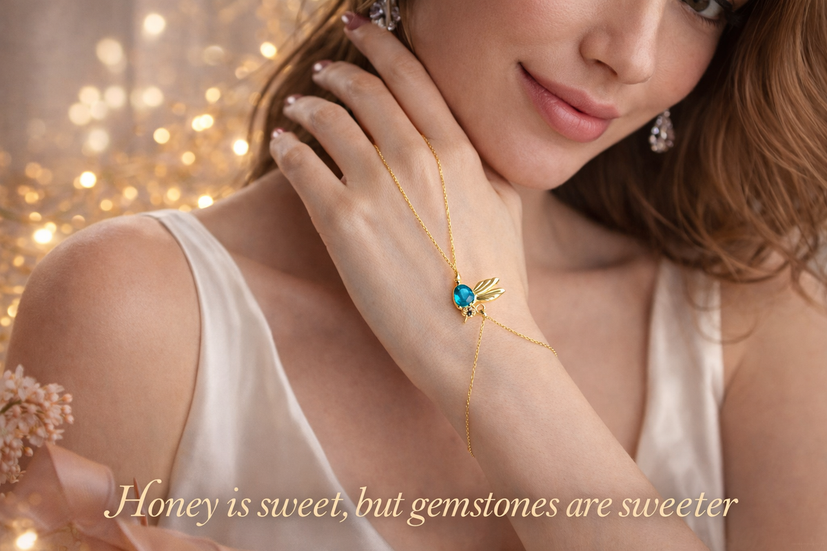 Bee Charm Crystal Hand Chain Bracelet in Gold