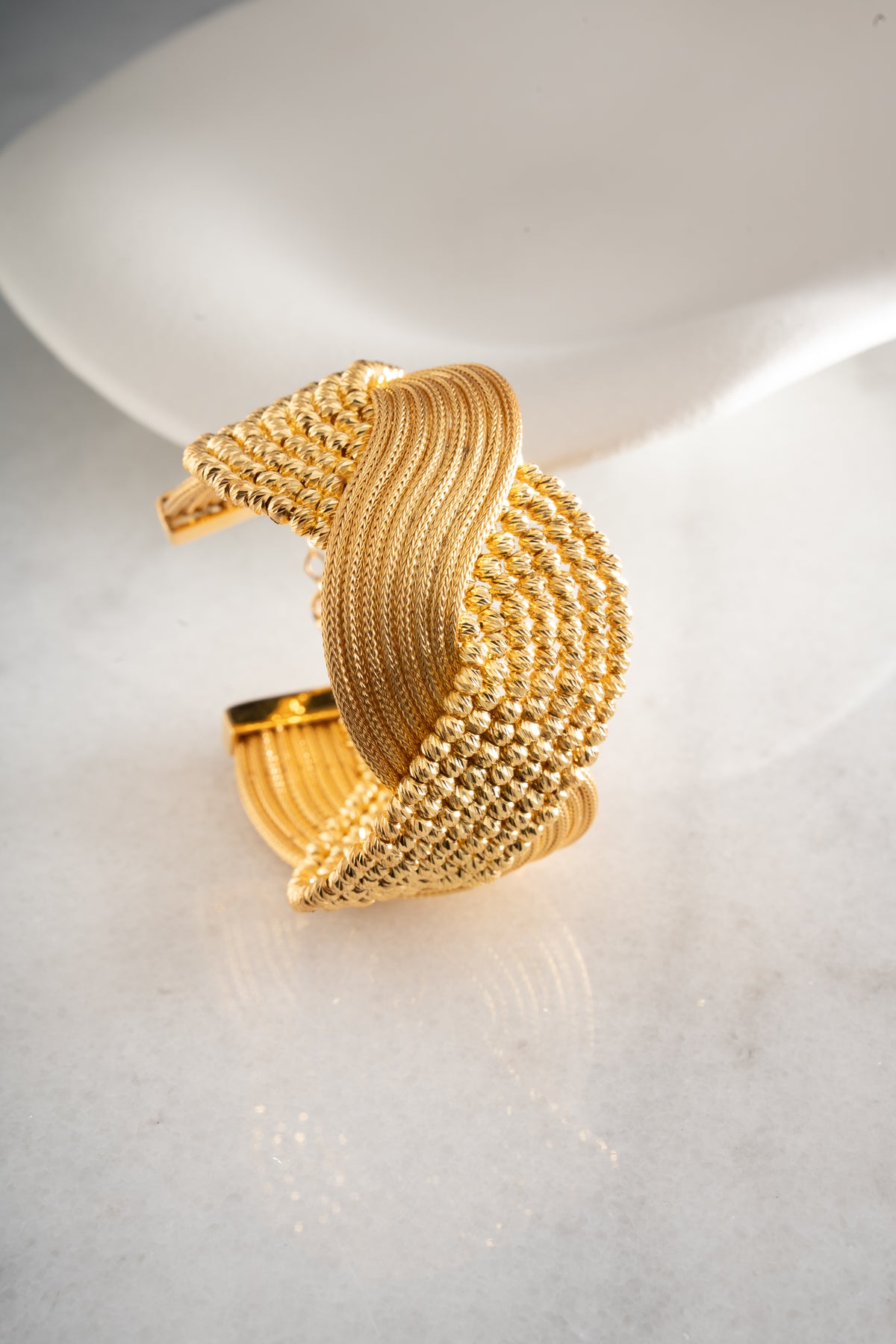 Twisted Rope Mesh Cuff Bracelet in Gold