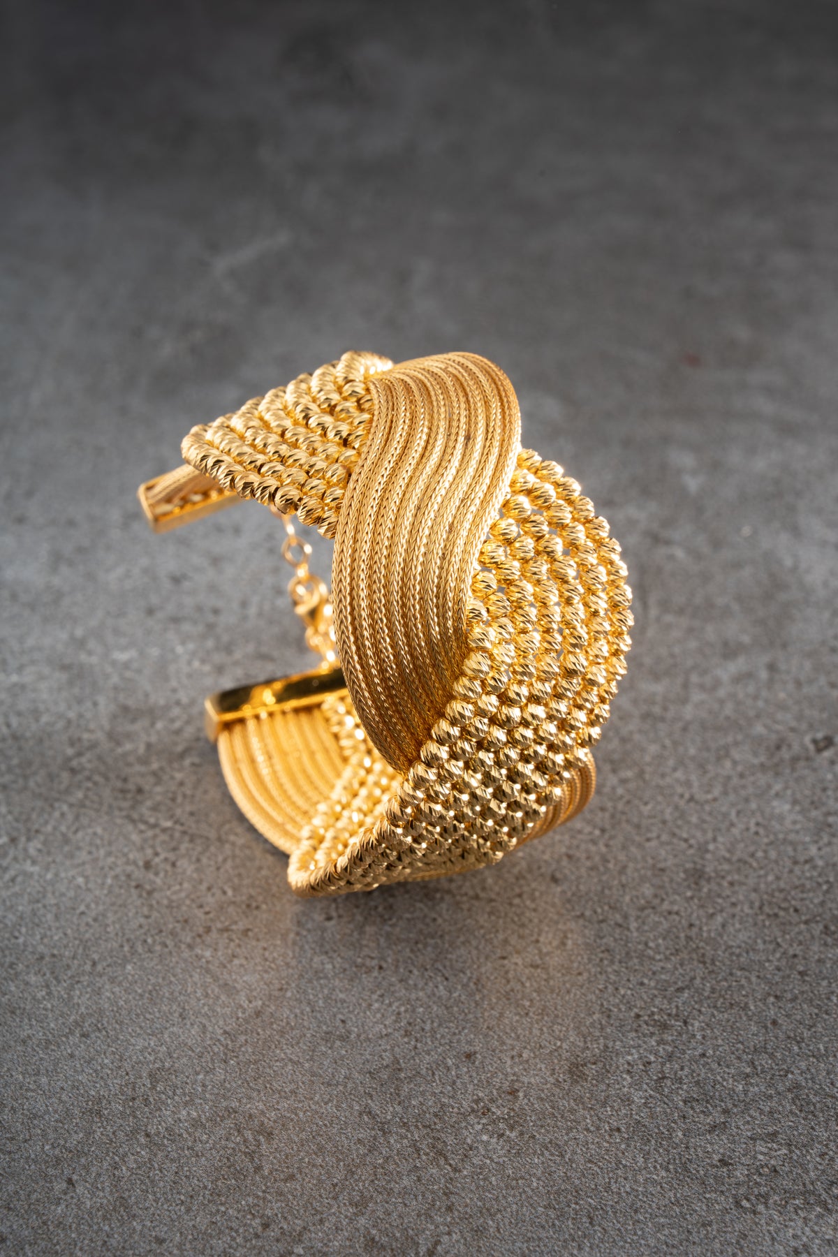 Twisted Rope Mesh Cuff Bracelet in Gold