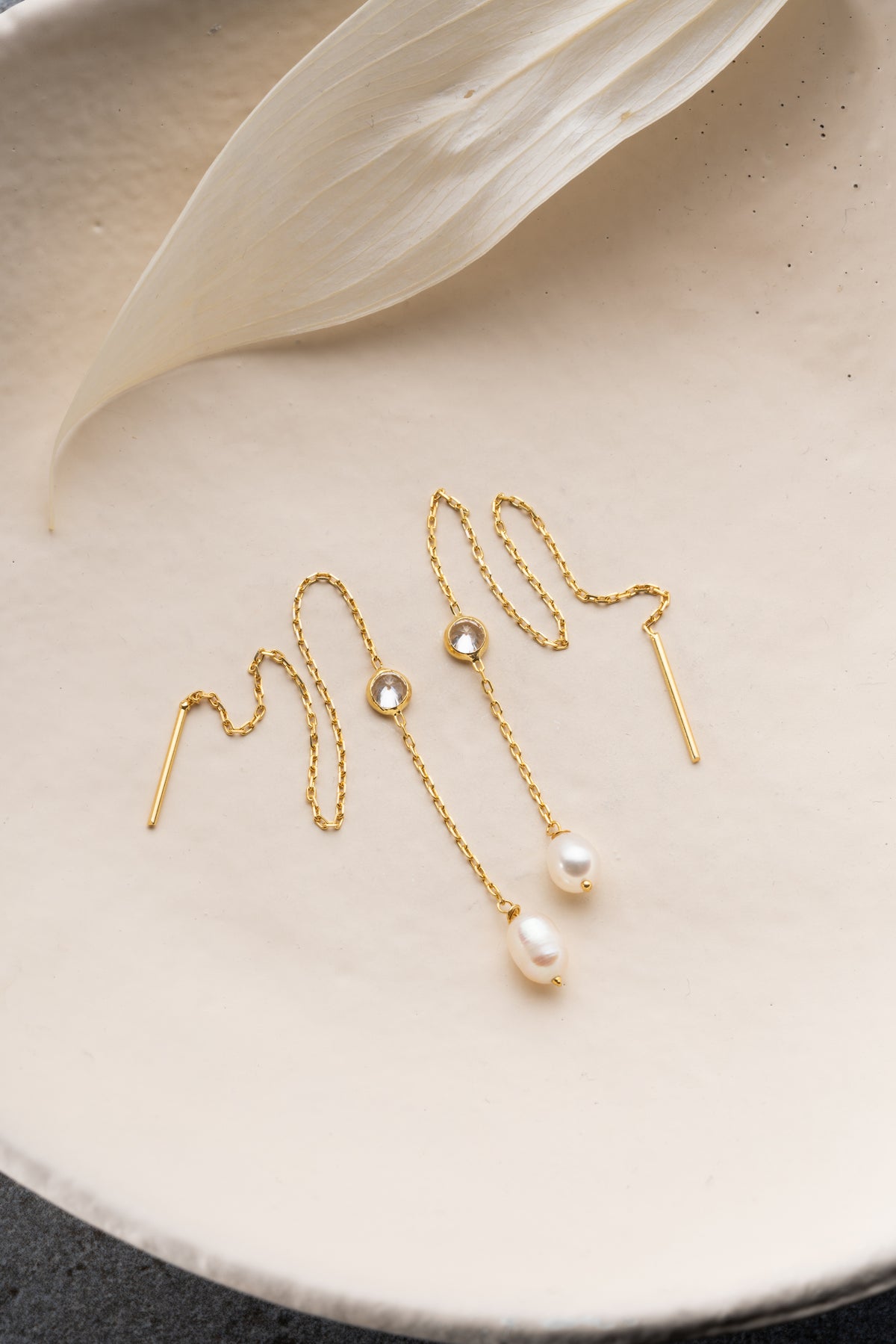 Pearl and Crystal Threader Earrings Gold