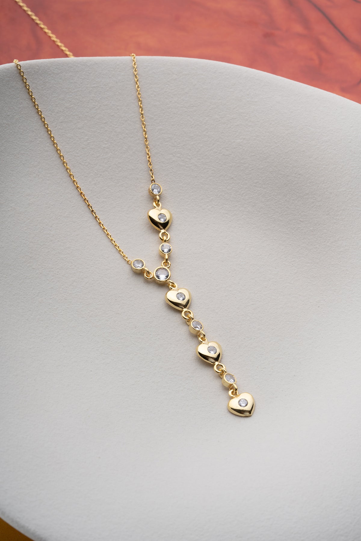 Heart Charm Y Lariat Necklace in Gold