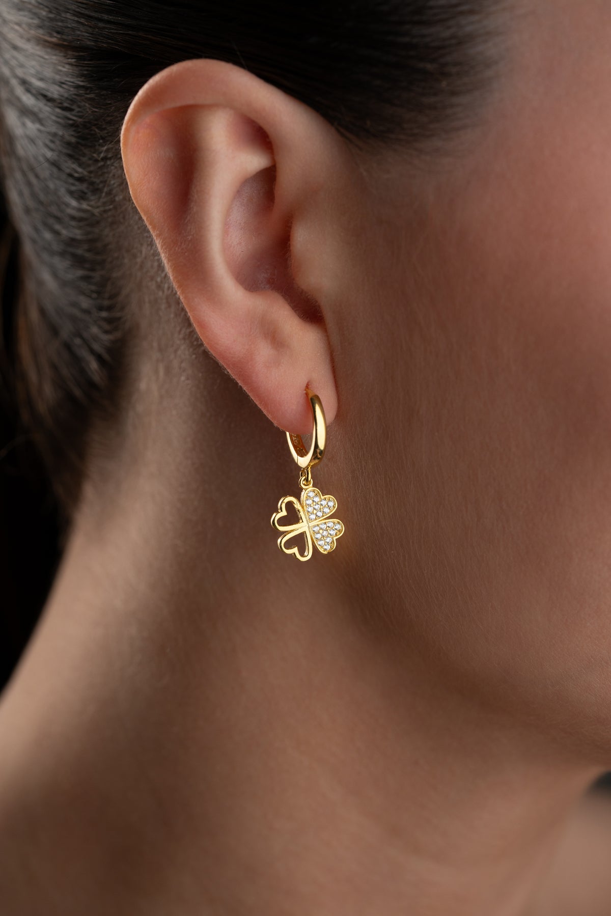 Four Leaf Clover Hoop Earrings in Gold