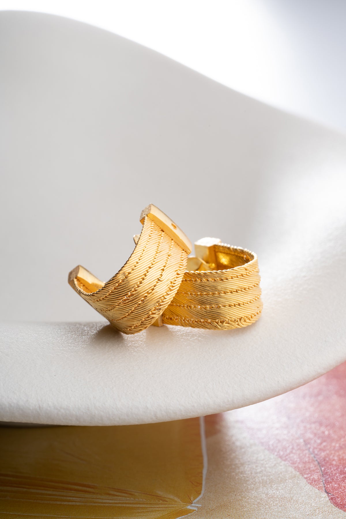 Woven Rope Texture Stud Earrings in Gold