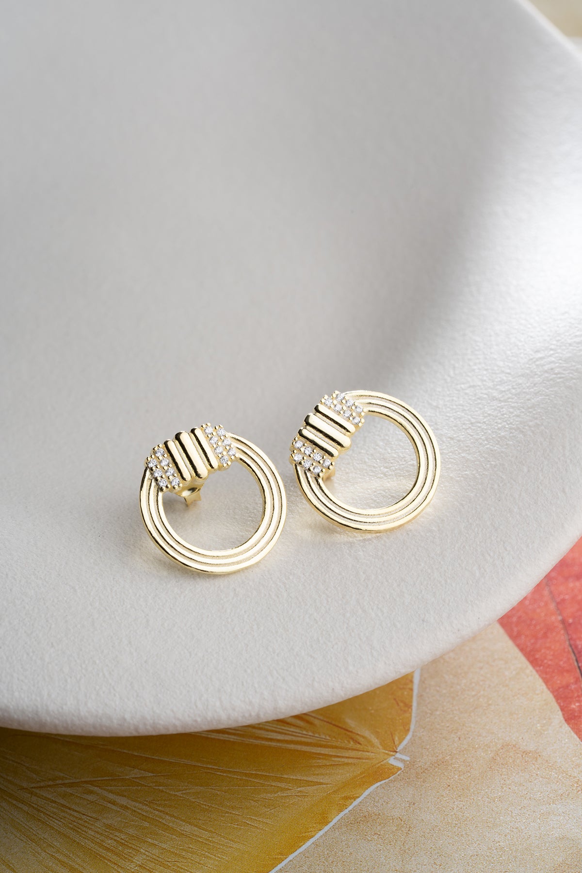 Pave Ring Circle Stud Earrings in Gold