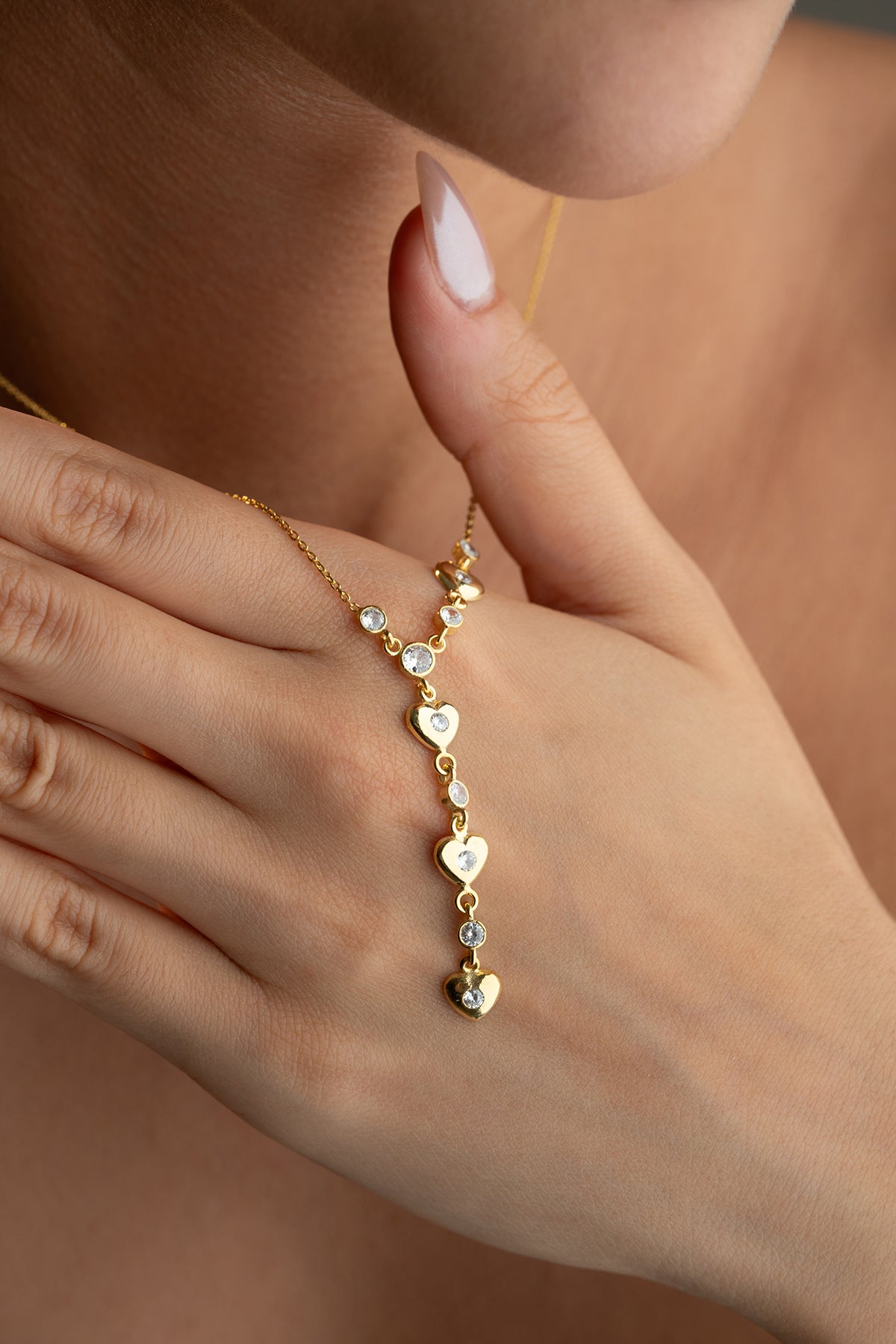 Heart Charm Y Lariat Necklace in Gold