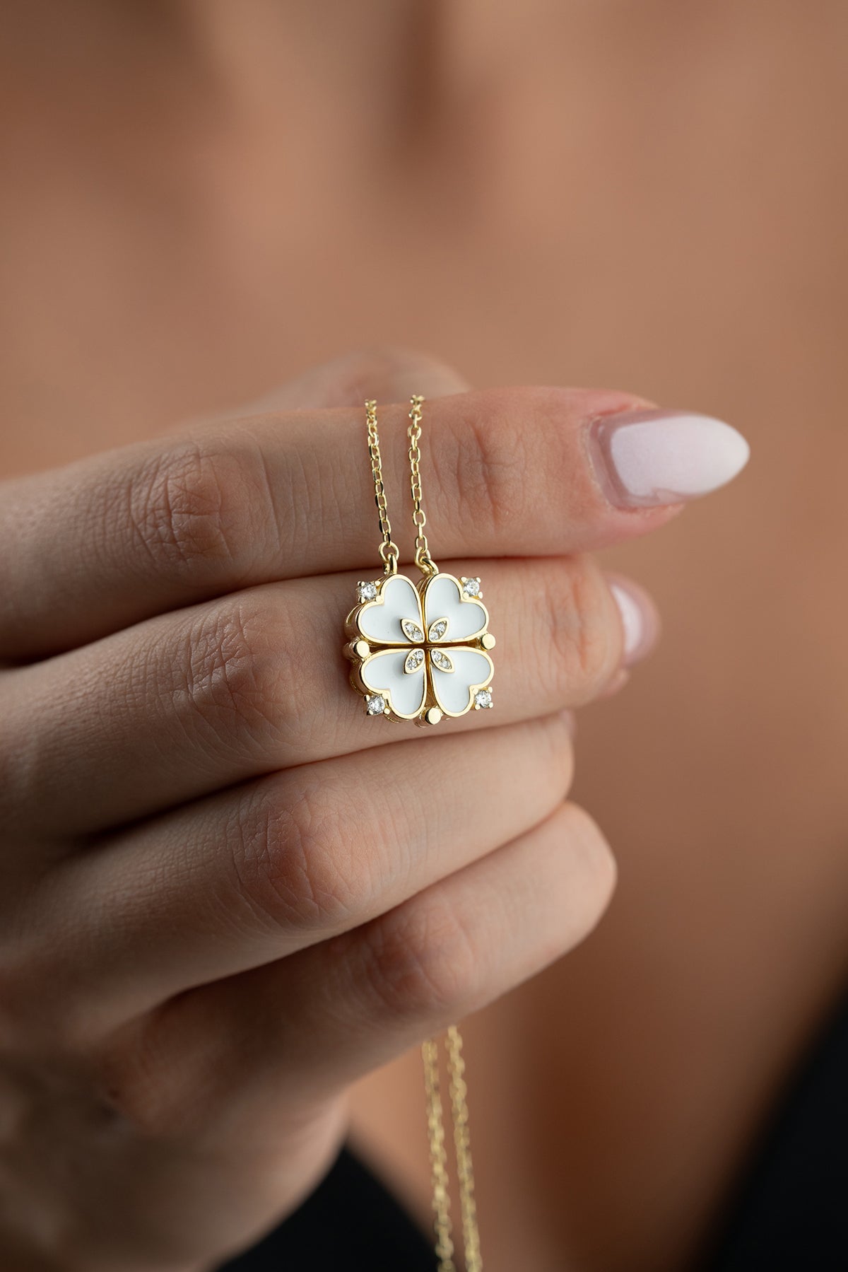 White Clover Heart Pendant Necklace