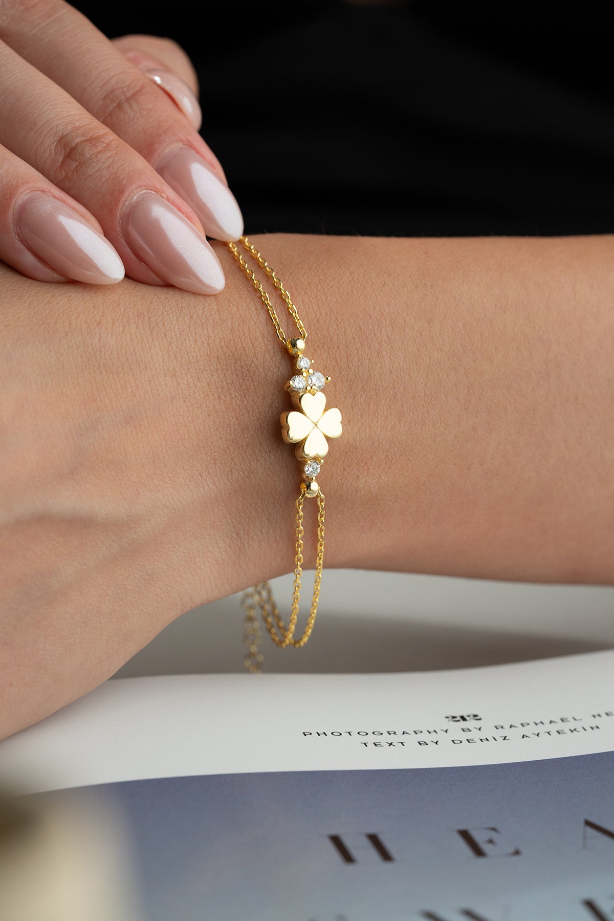 Four Leaf Clover Charm Bracelet in Gold