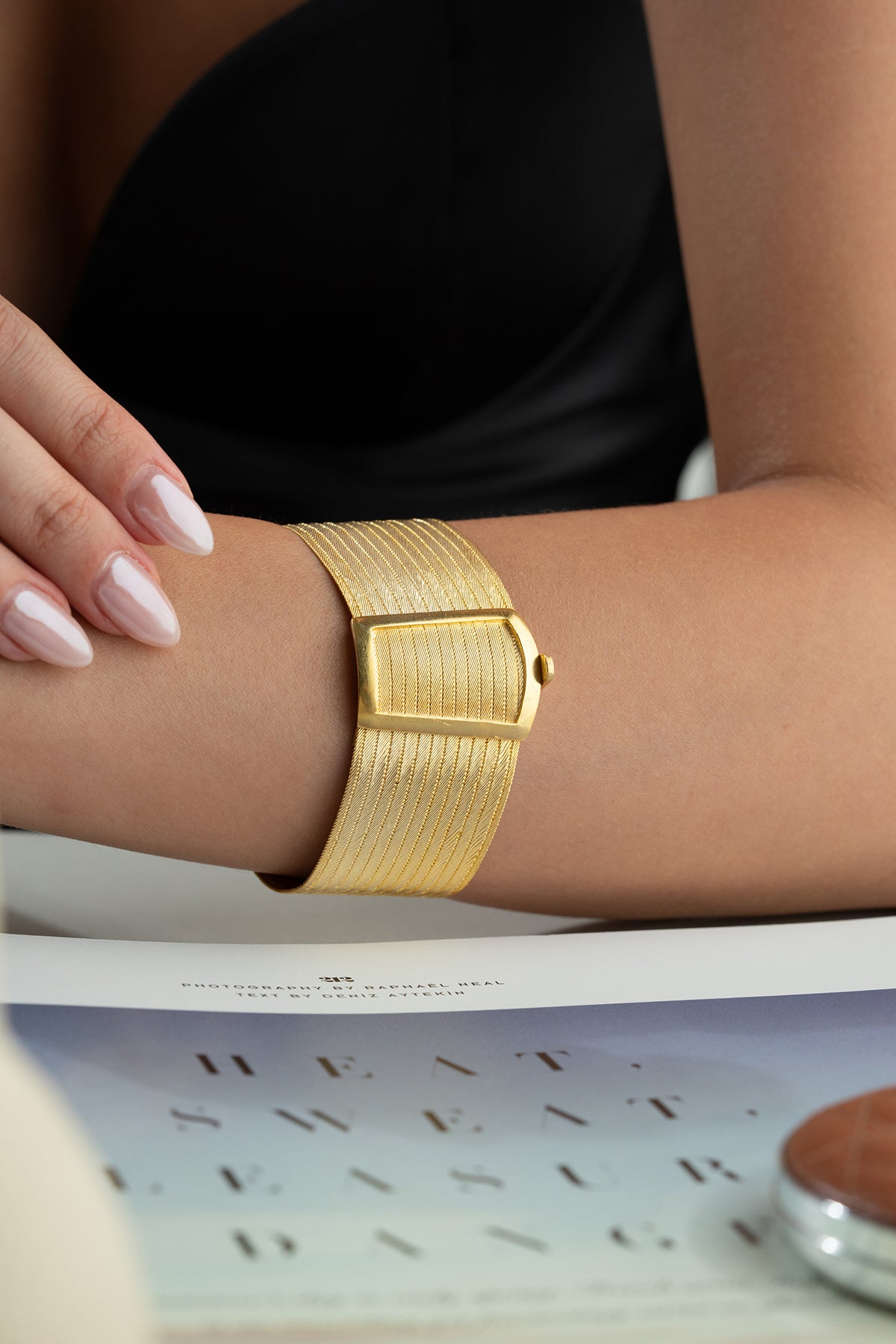 Woven Mesh Buckle Cuff Bracelet in Gold