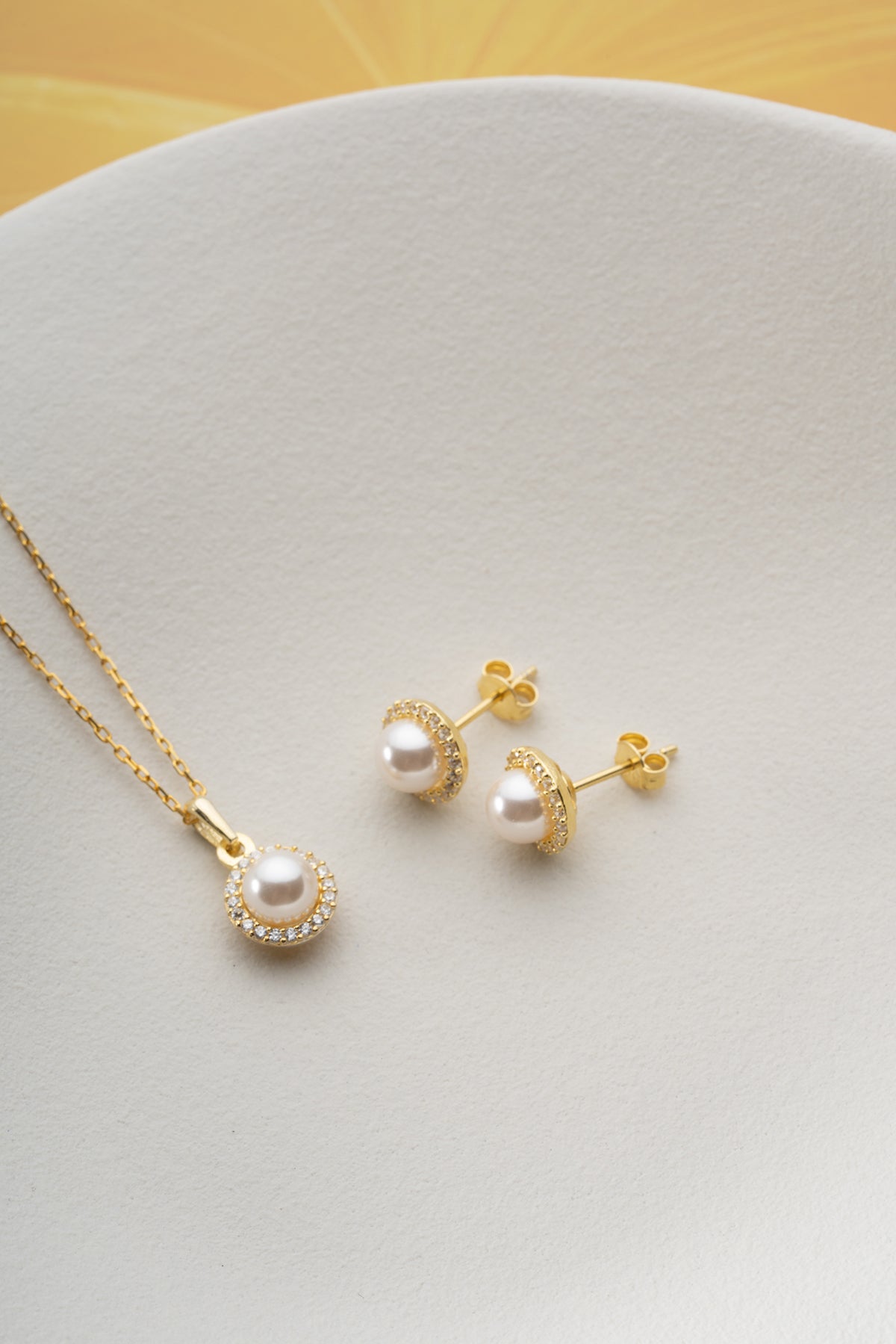 Pearl Halo Pendant Necklace and Earring Set