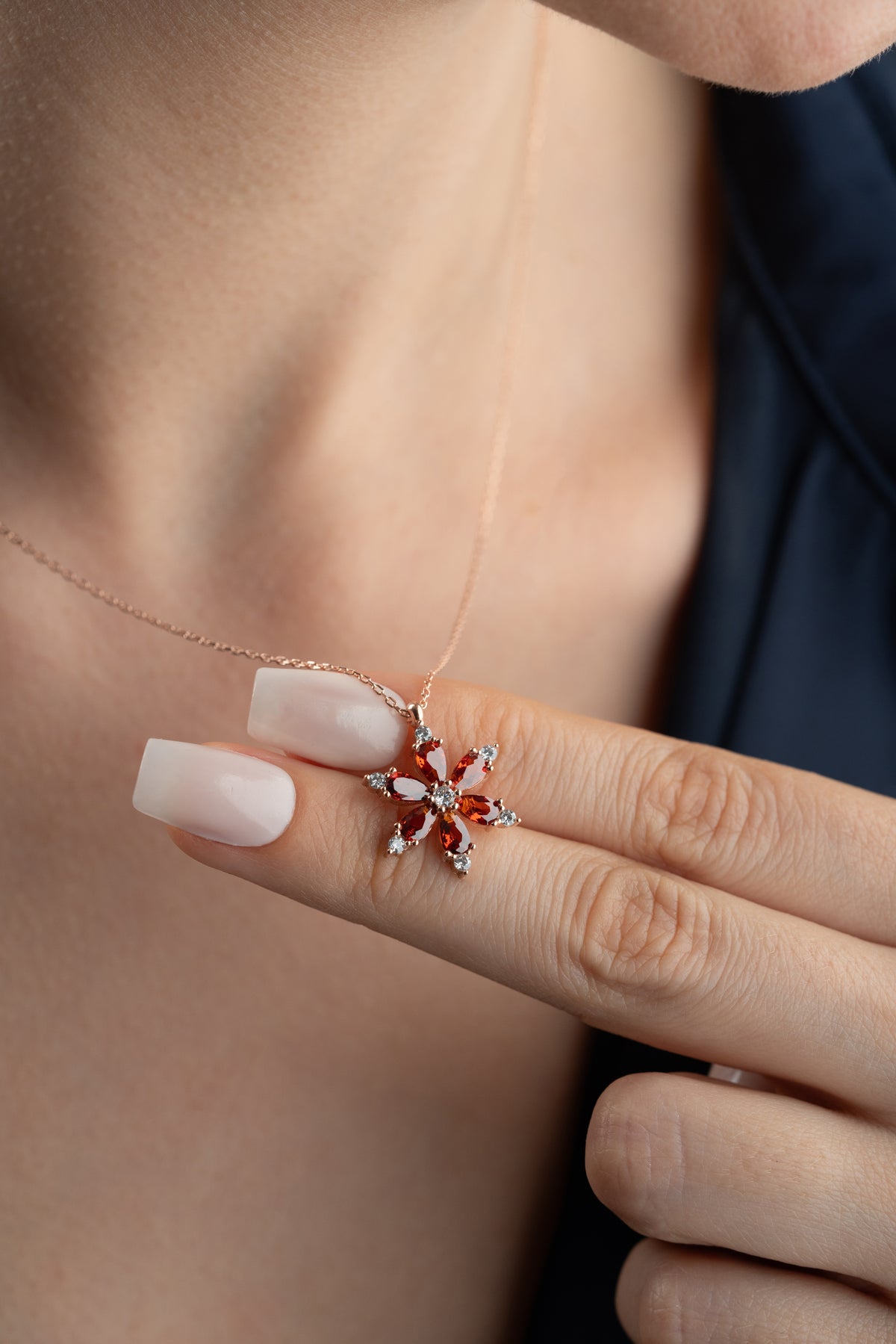 Garnet Flower Pendant Necklace in Rose Gold