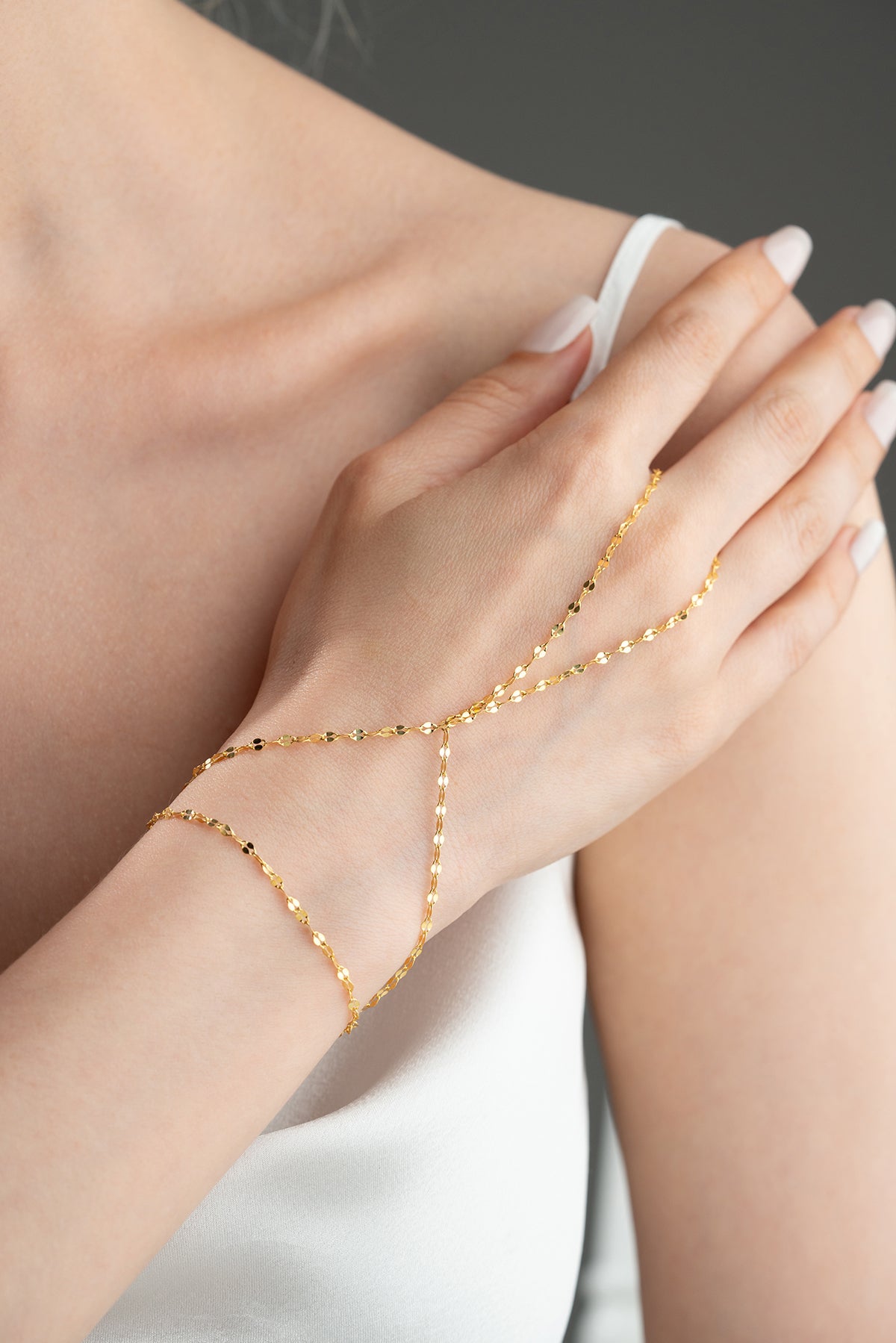 Scale Link Gold Hand Chain Bracelet