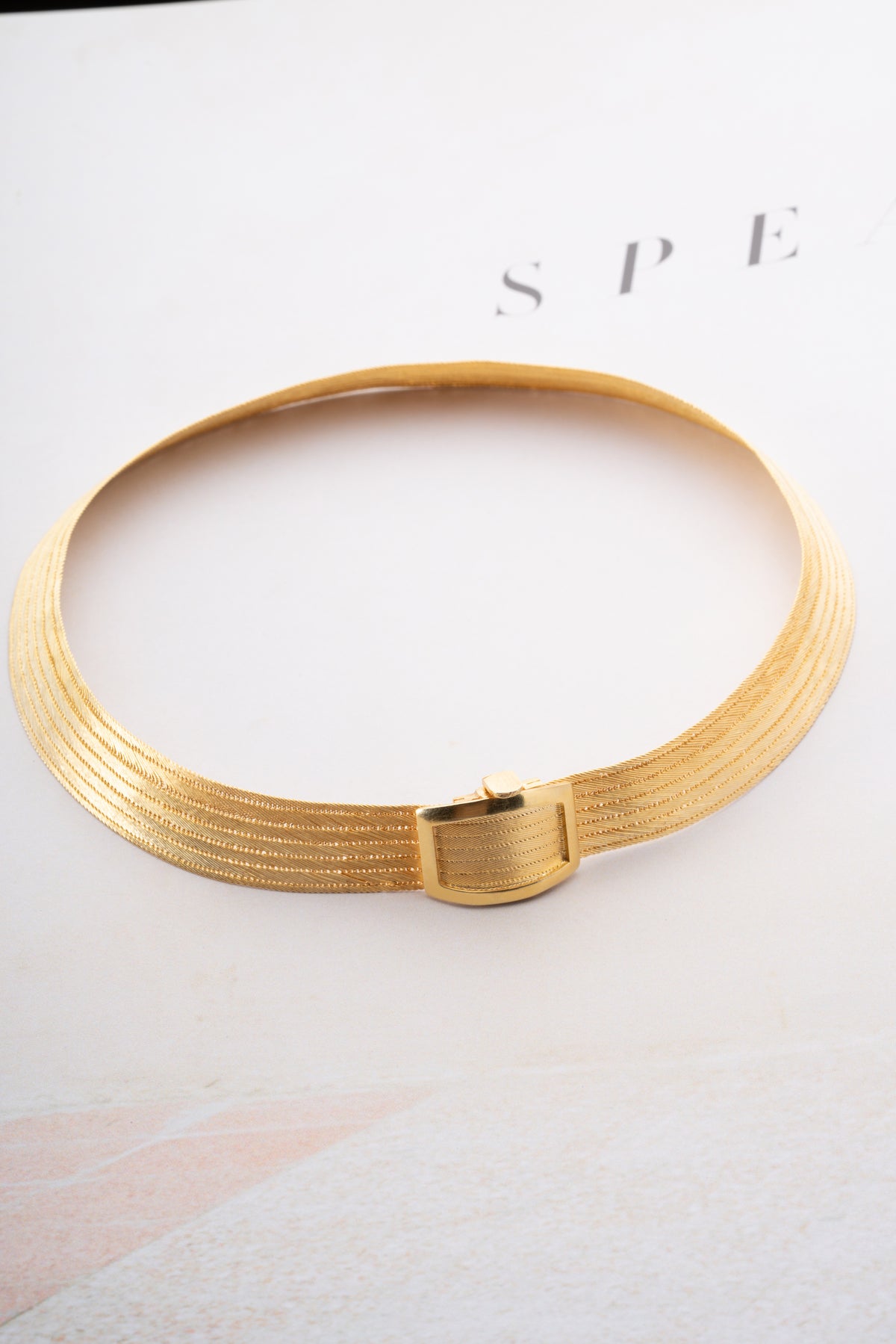 Woven Mesh Collar Necklace in Gold