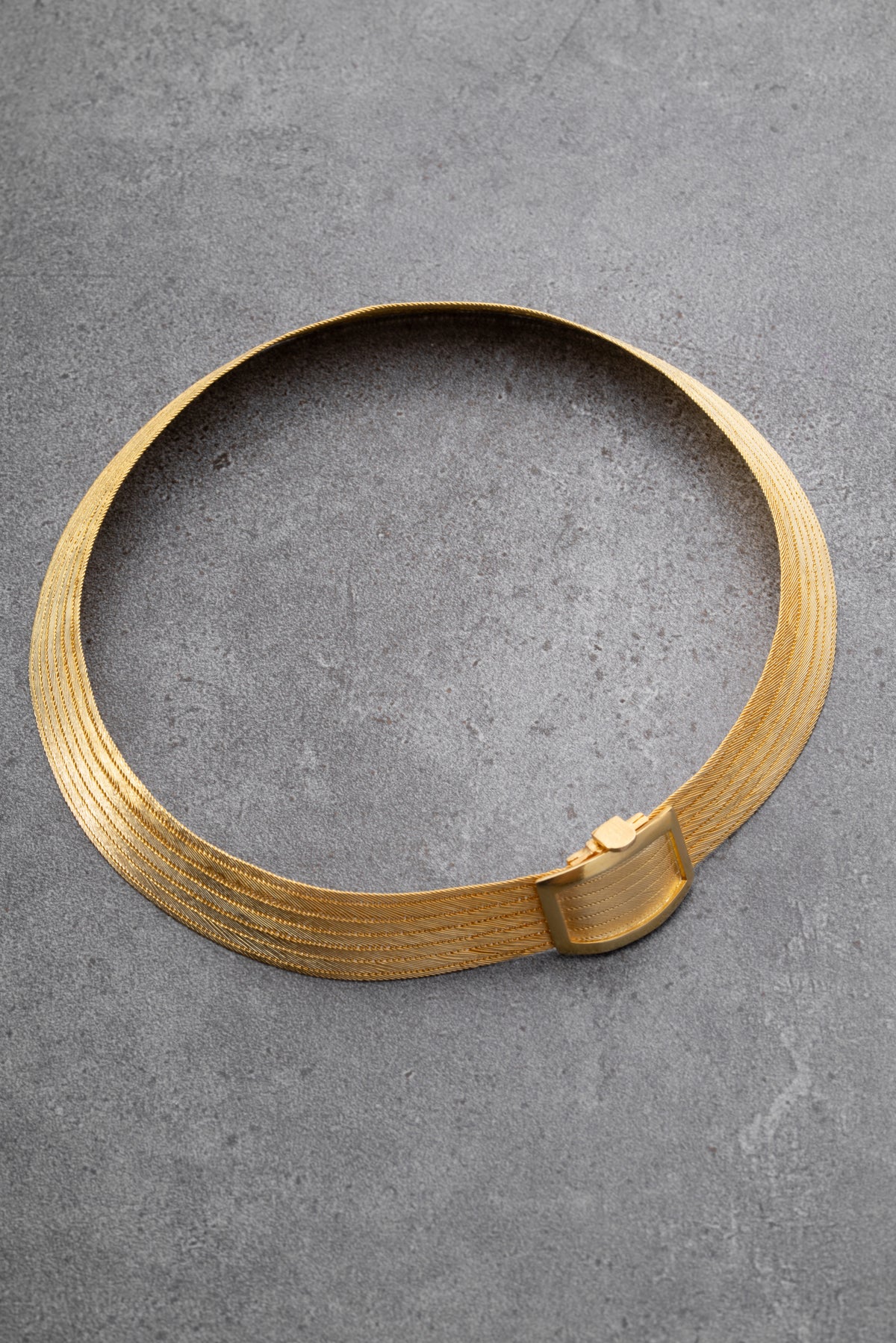 Woven Mesh Collar Necklace in Gold