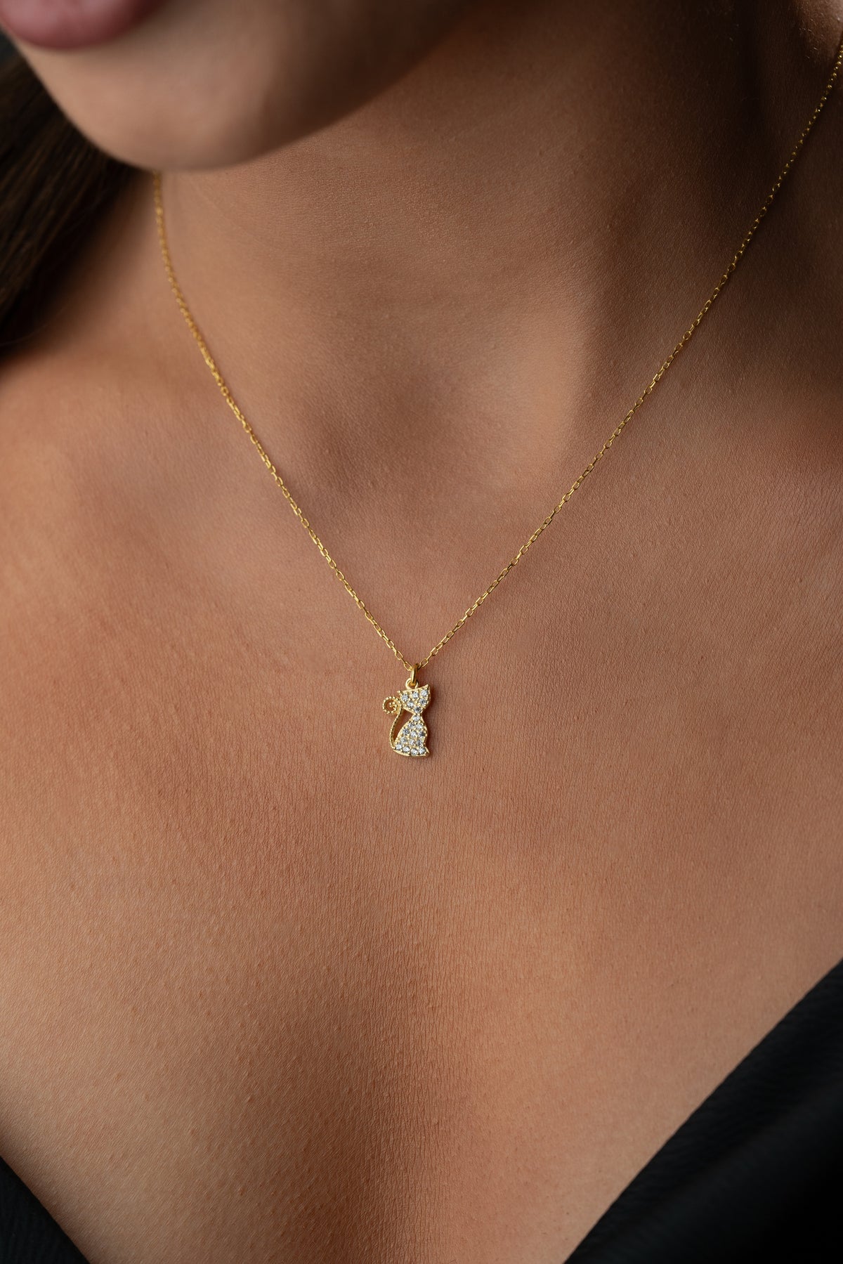 Sparkling Cat Pendant Necklace
