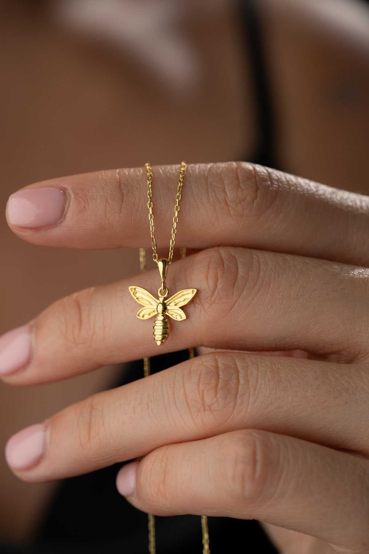 Honeybee Pendant Necklace in Gold