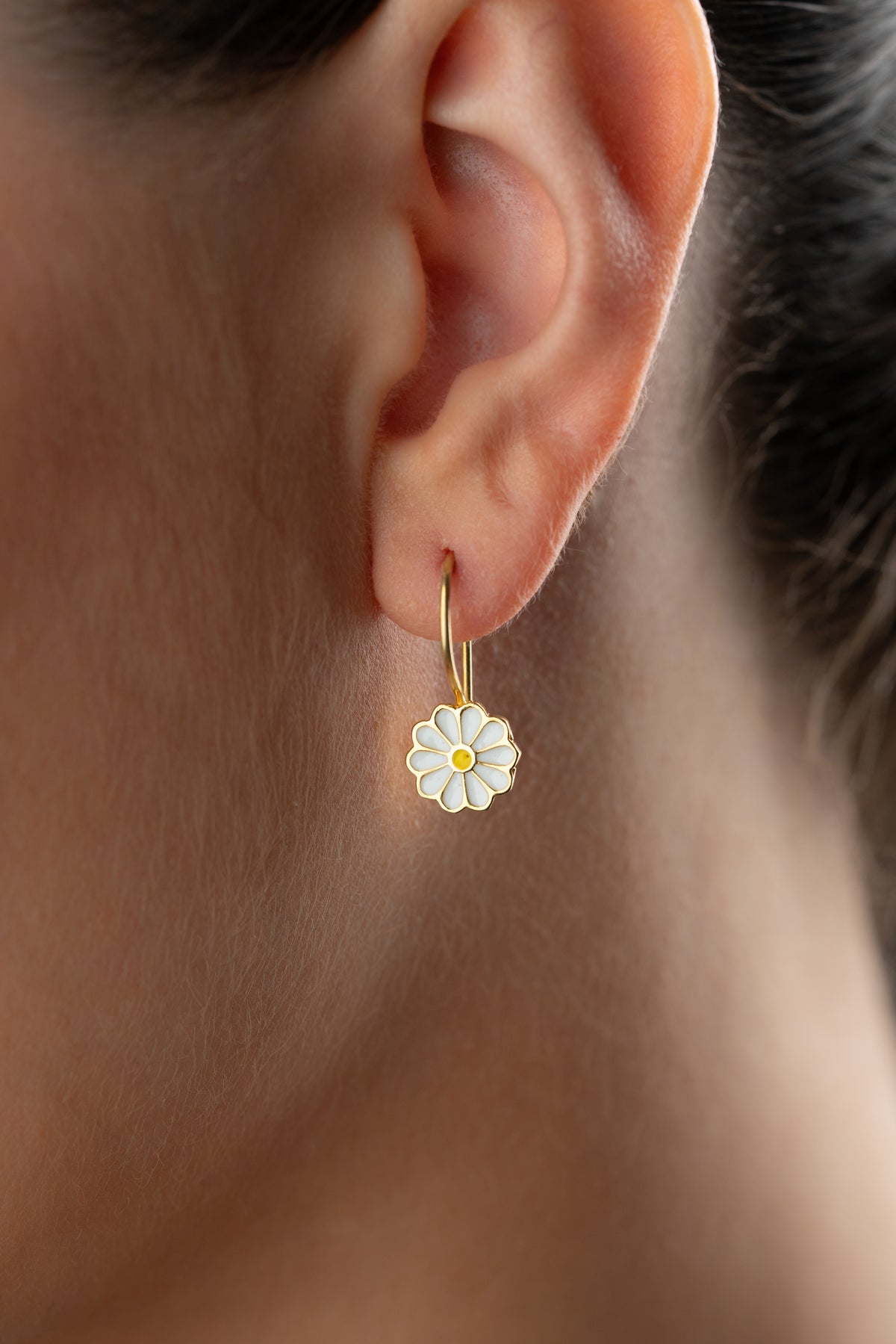 Daisy Flower Enamel Drop Earrings in Gold