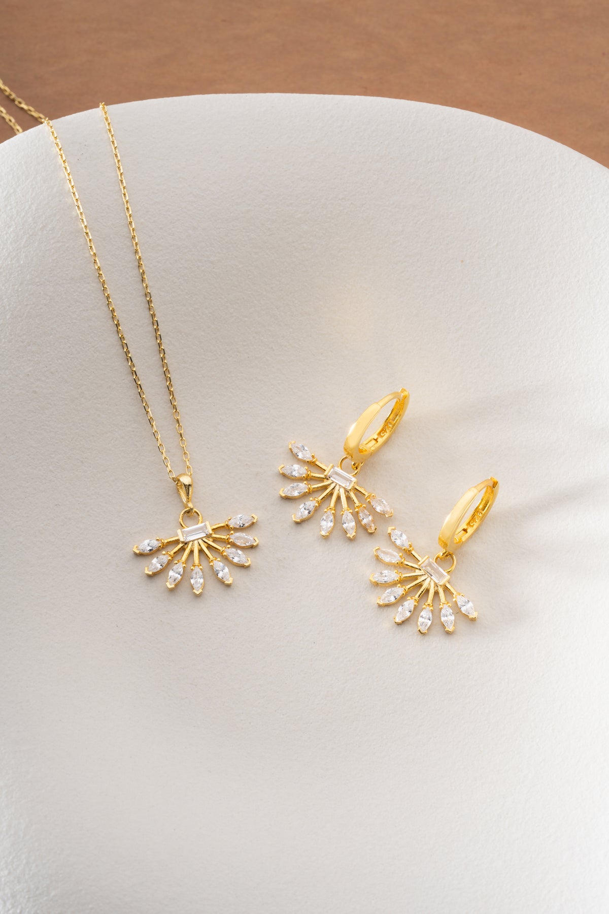 Crystal Sunburst Spray Jewelry Set