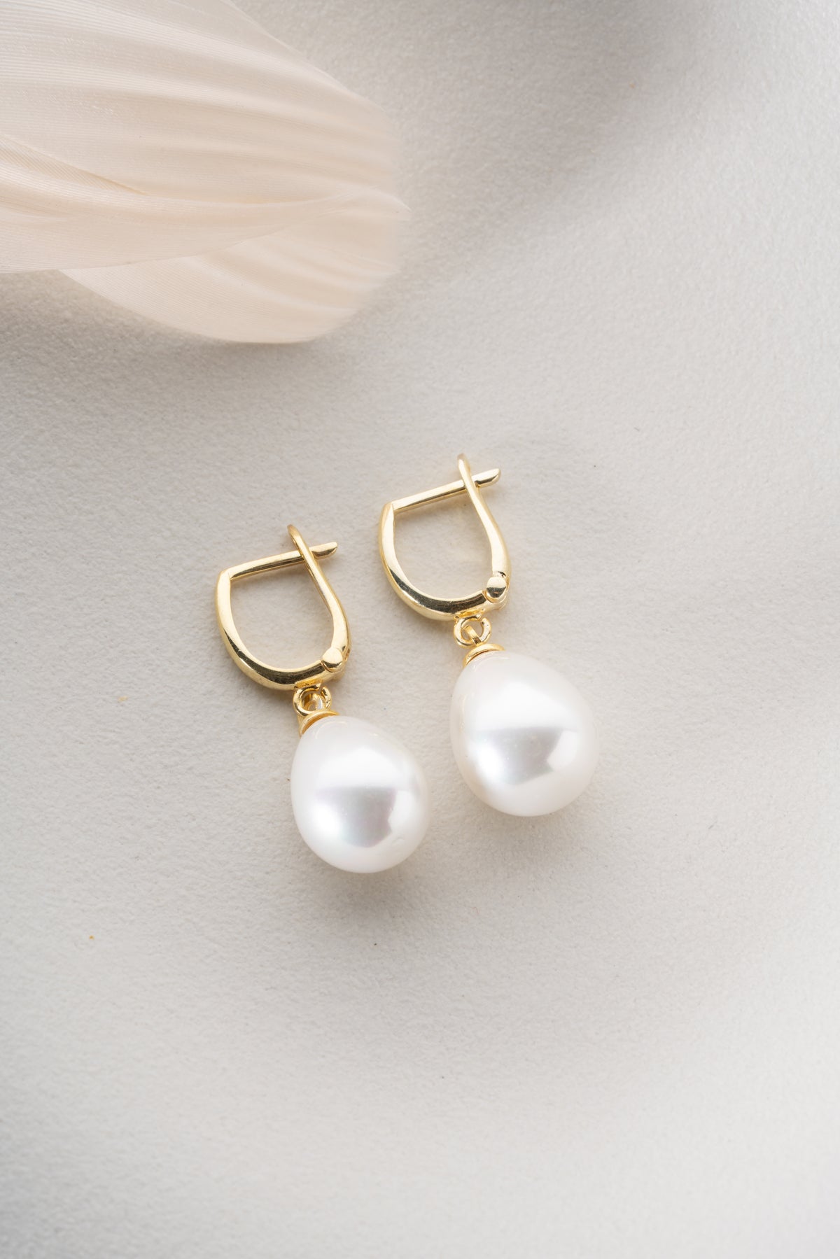 Teardrop Pearl Drop Earrings in Gold