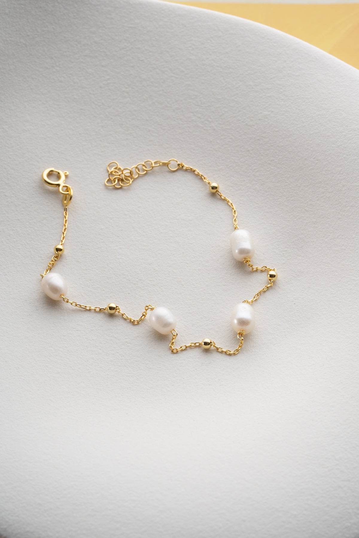 Freshwater Pearl Station Bracelet in Gold
