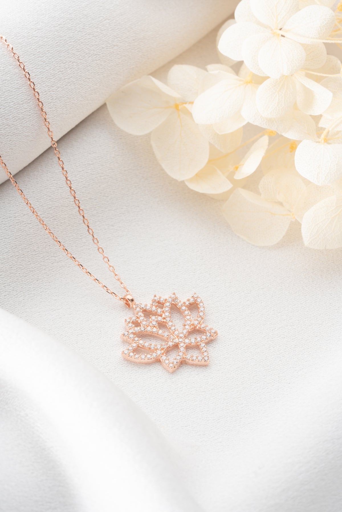 Lotus Flower Pendant Necklace in Rose Gold