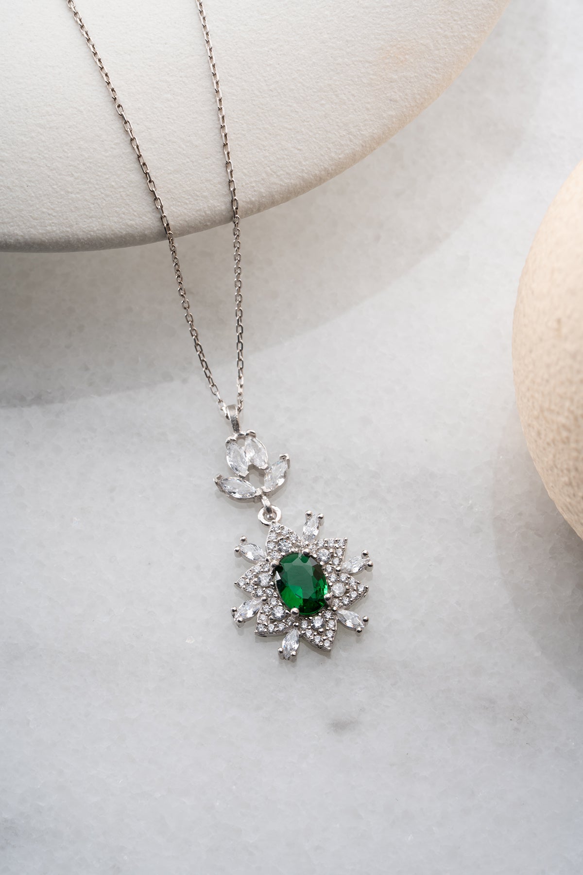Emerald Green Floral Pendant Necklace