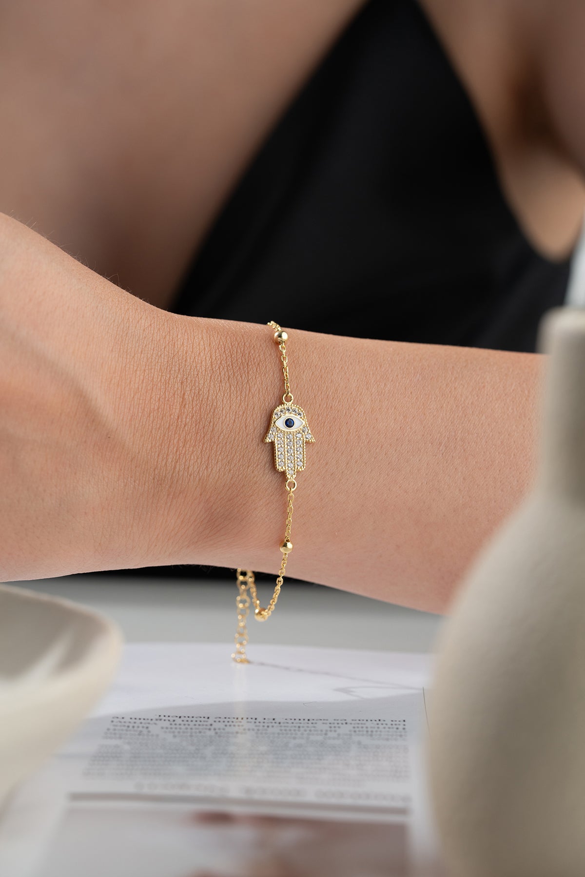 Hamsa Evil Eye Bracelet in Gold