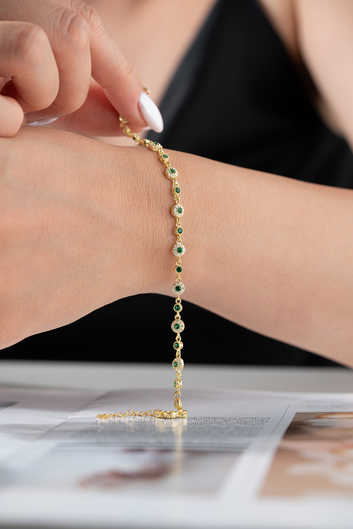 Green Halo Cluster Chain Bracelet