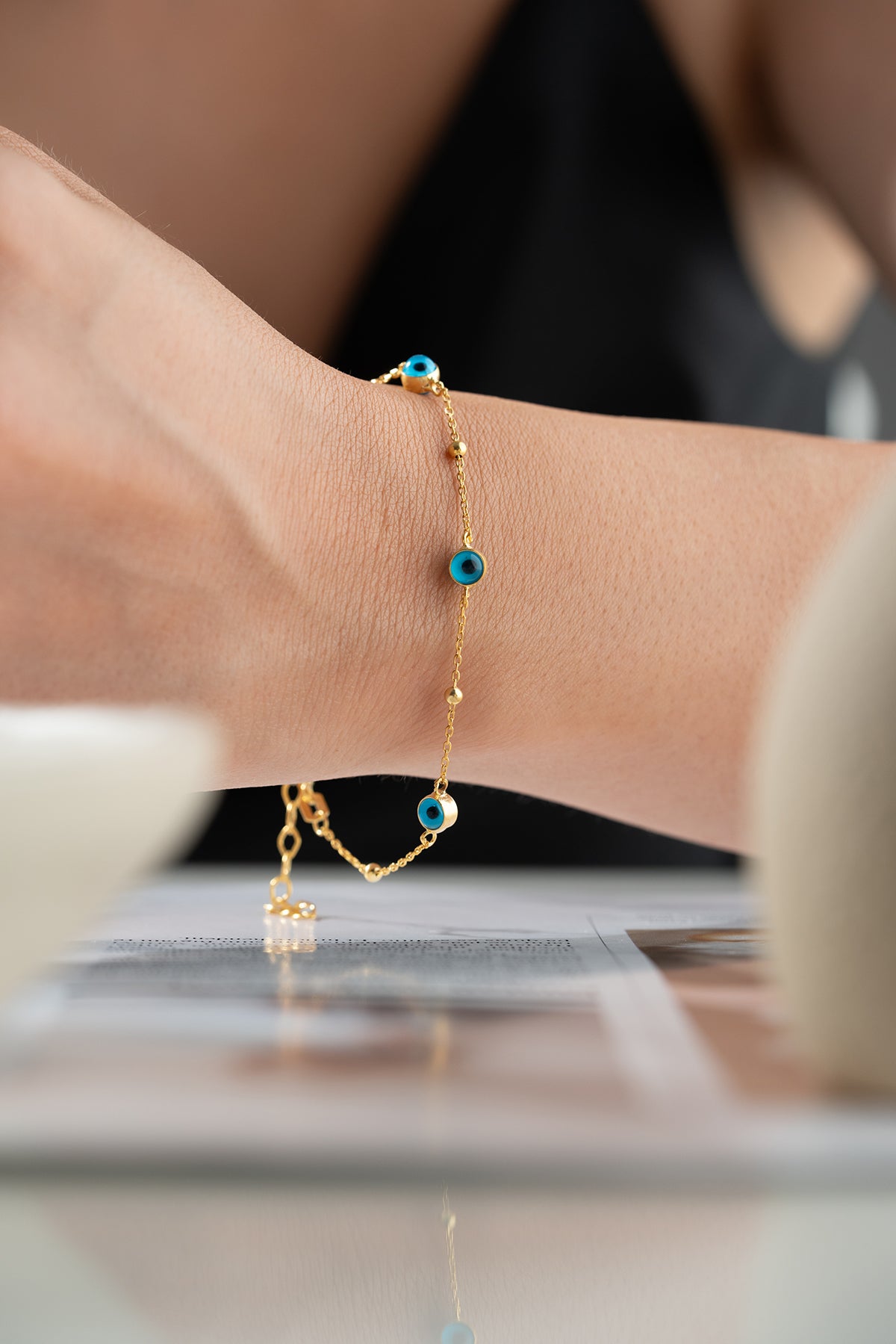 Evil Eye Beaded Chain Bracelet in Gold