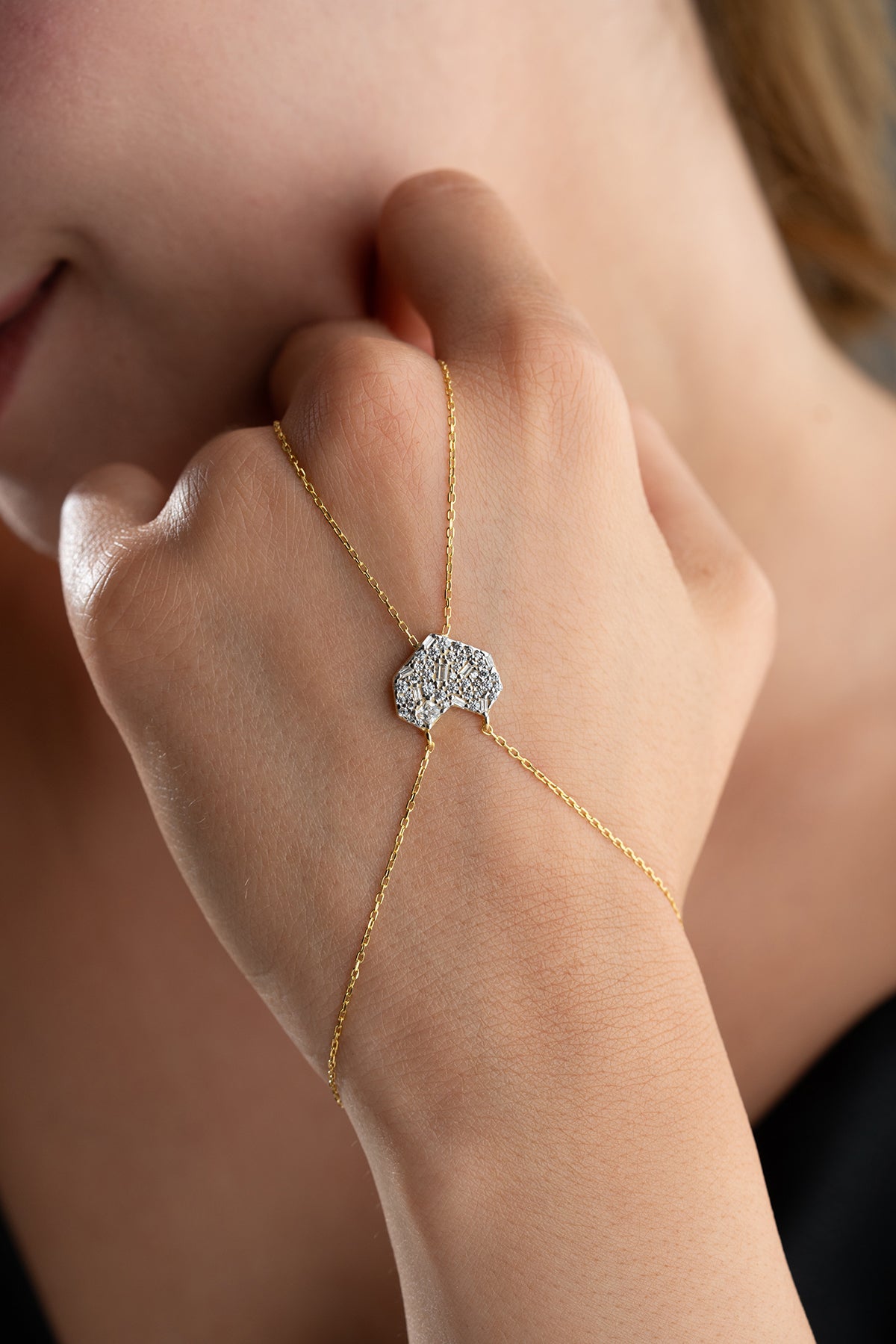 Pave Crystal Heart Hand Chain Bracelet