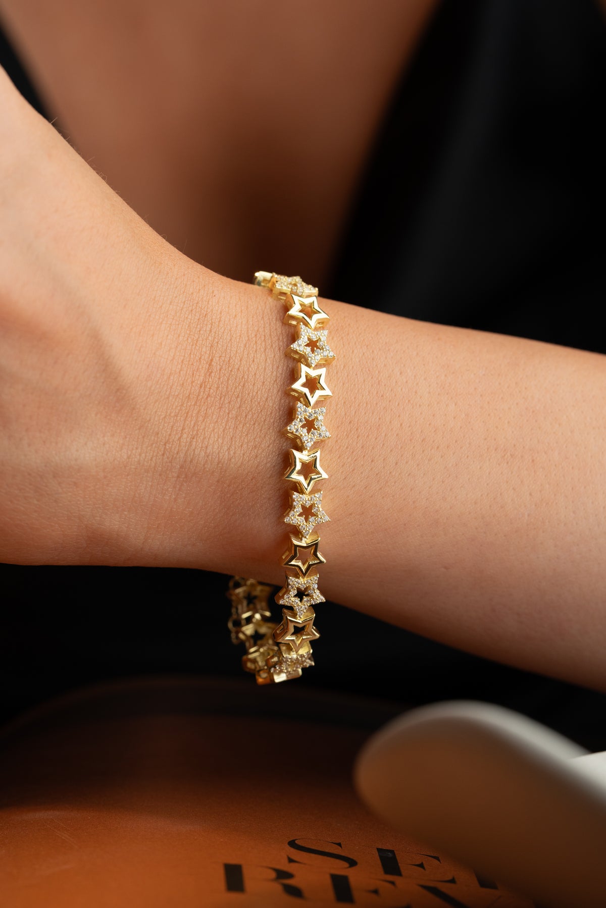 Alternating Star Link Bracelet in Gold