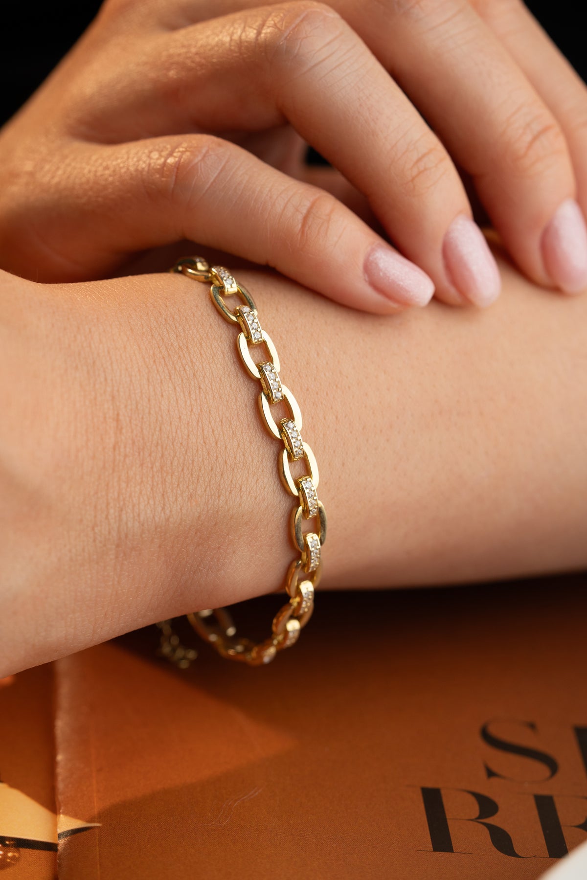 Pave Bar Link Bracelet in Gold