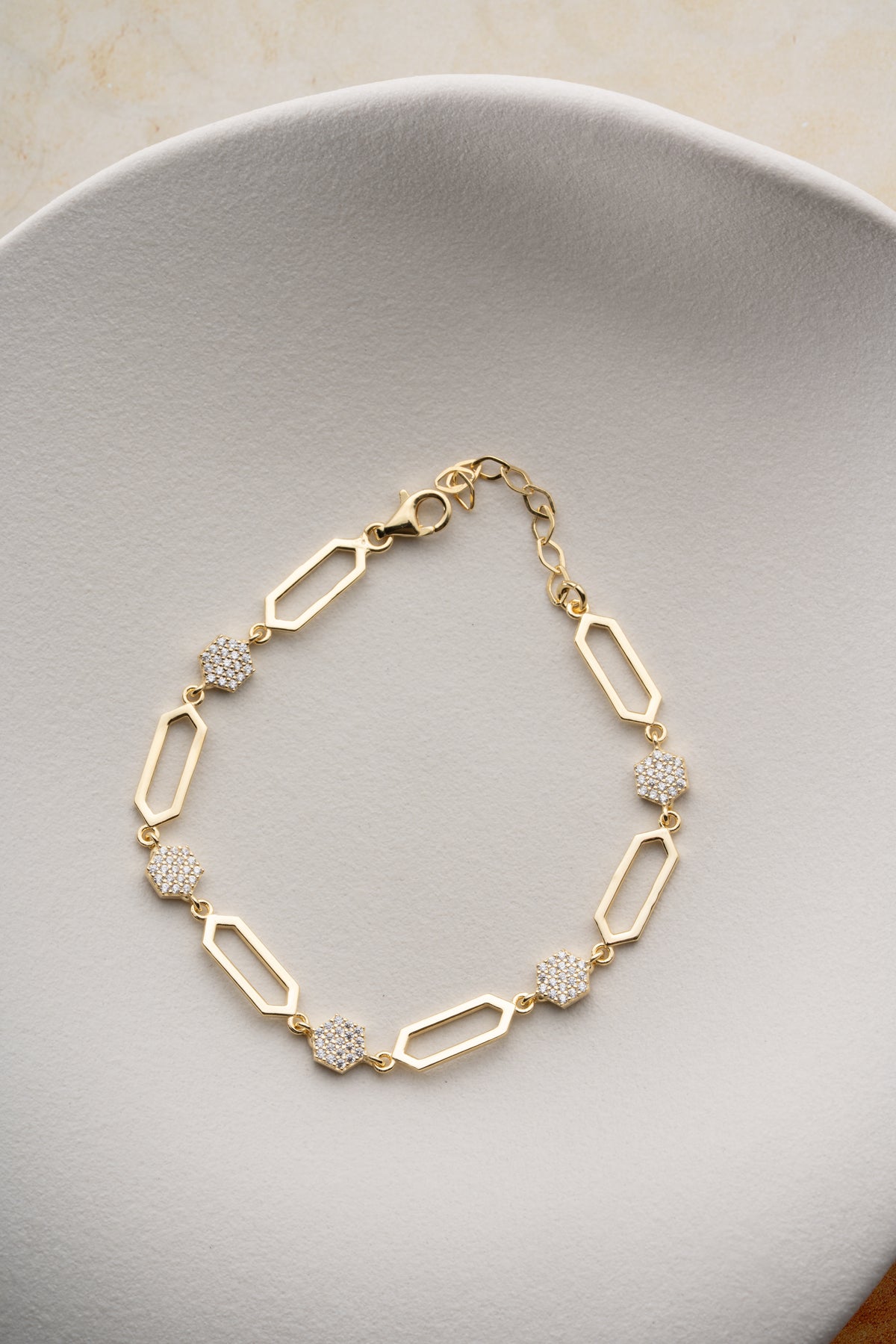 Hexagon Link Chain Bracelet in Gold