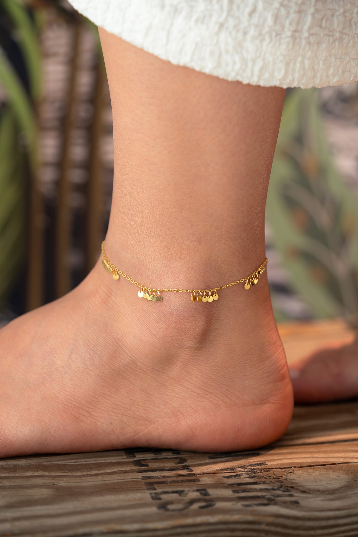 Gold Disc Cluster Charm Anklet