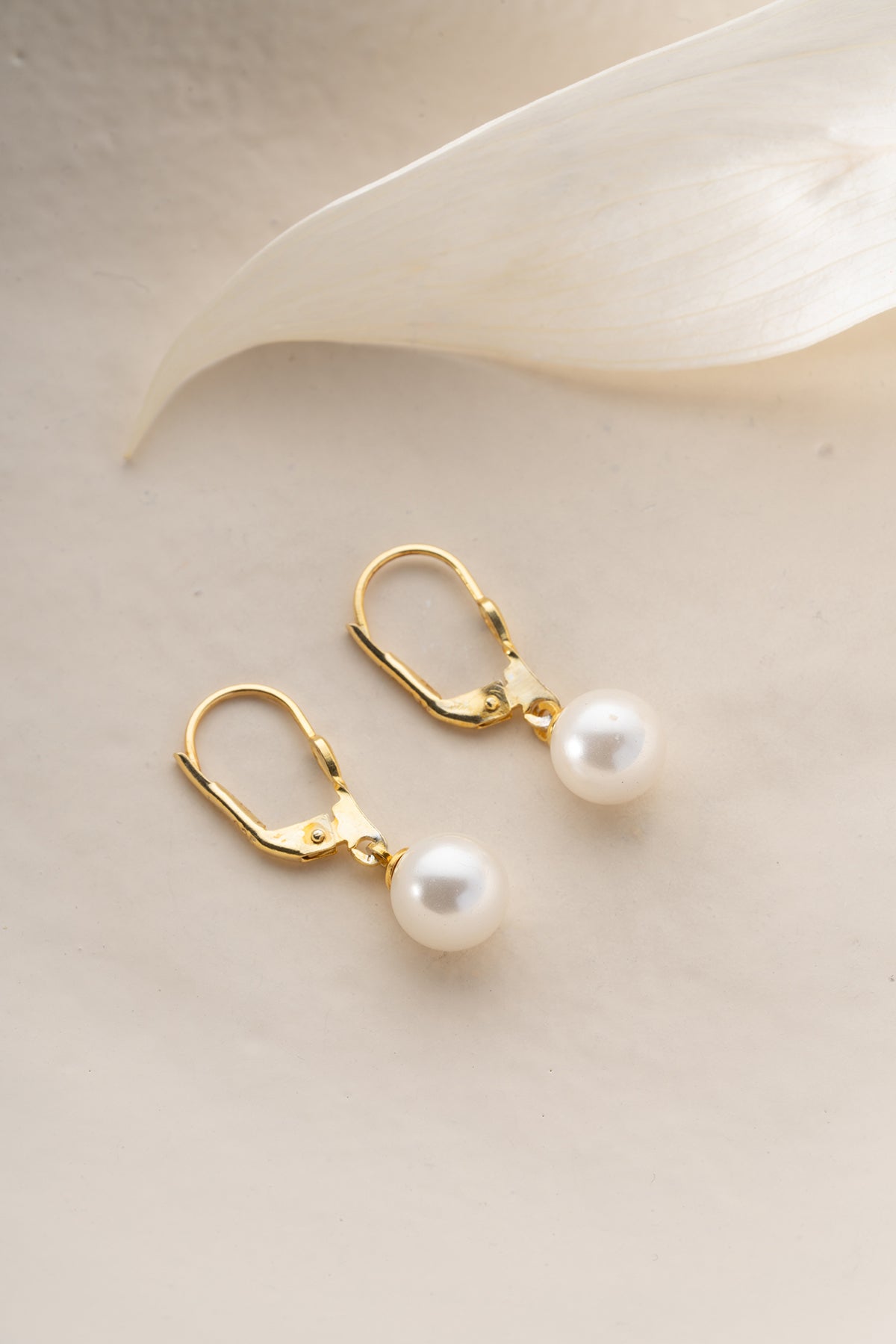 Classic Pearl Drop Earrings