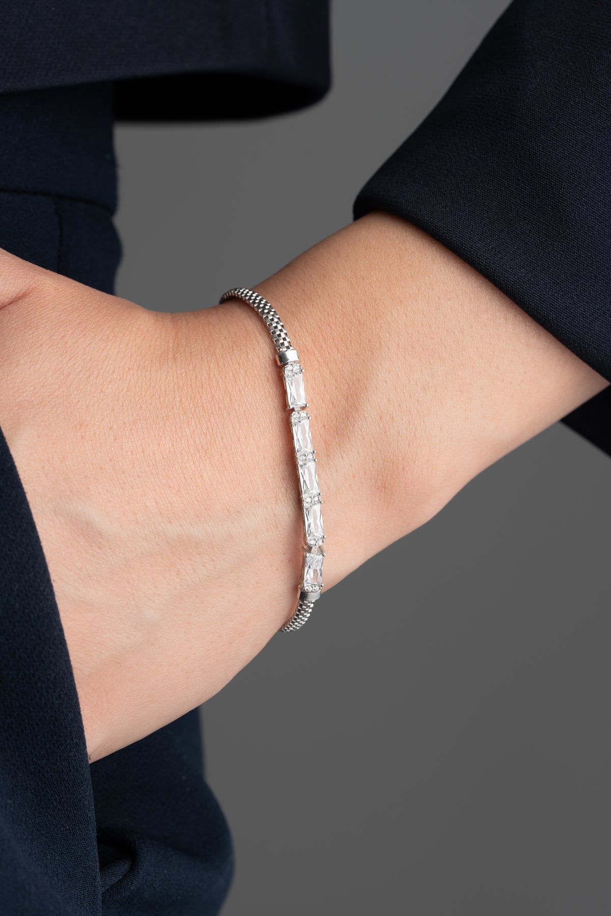 Baguette Crystal Mesh Bracelet in Silver