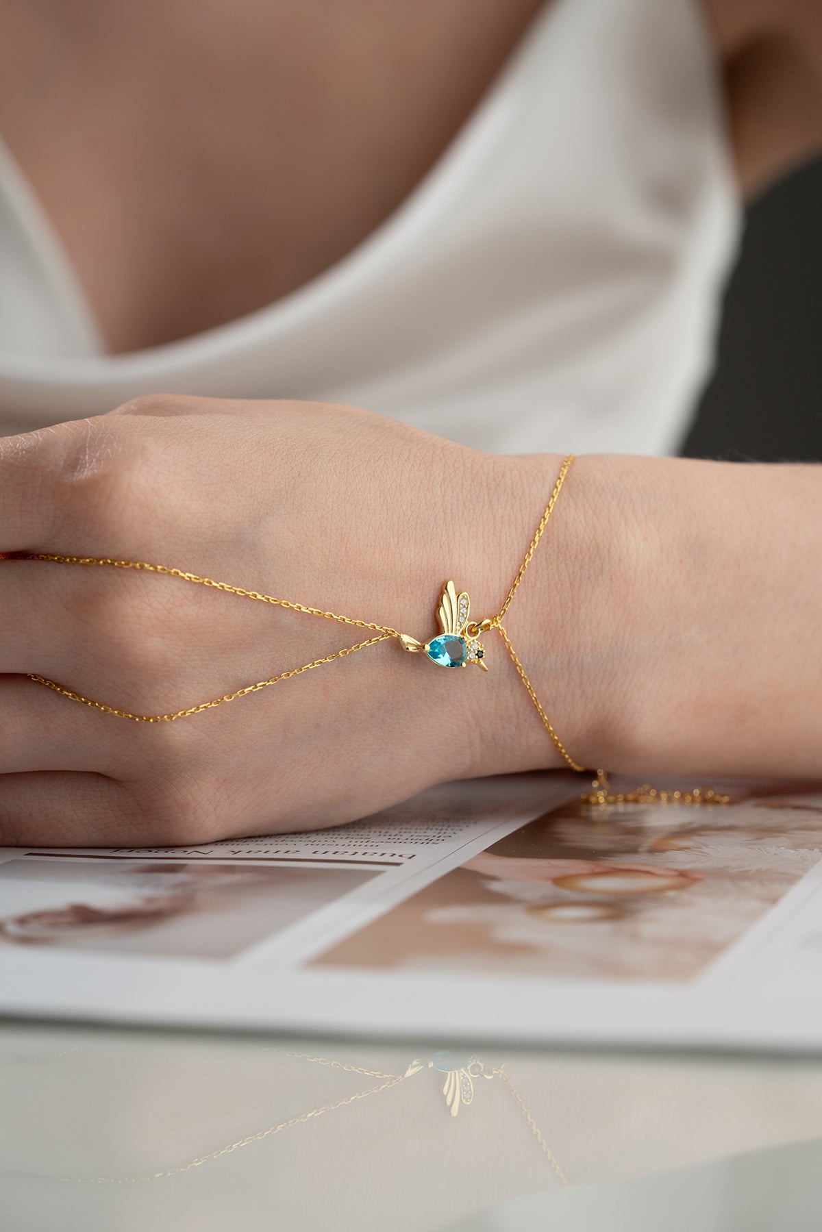 Bee Charm Crystal Hand Chain Bracelet in Gold