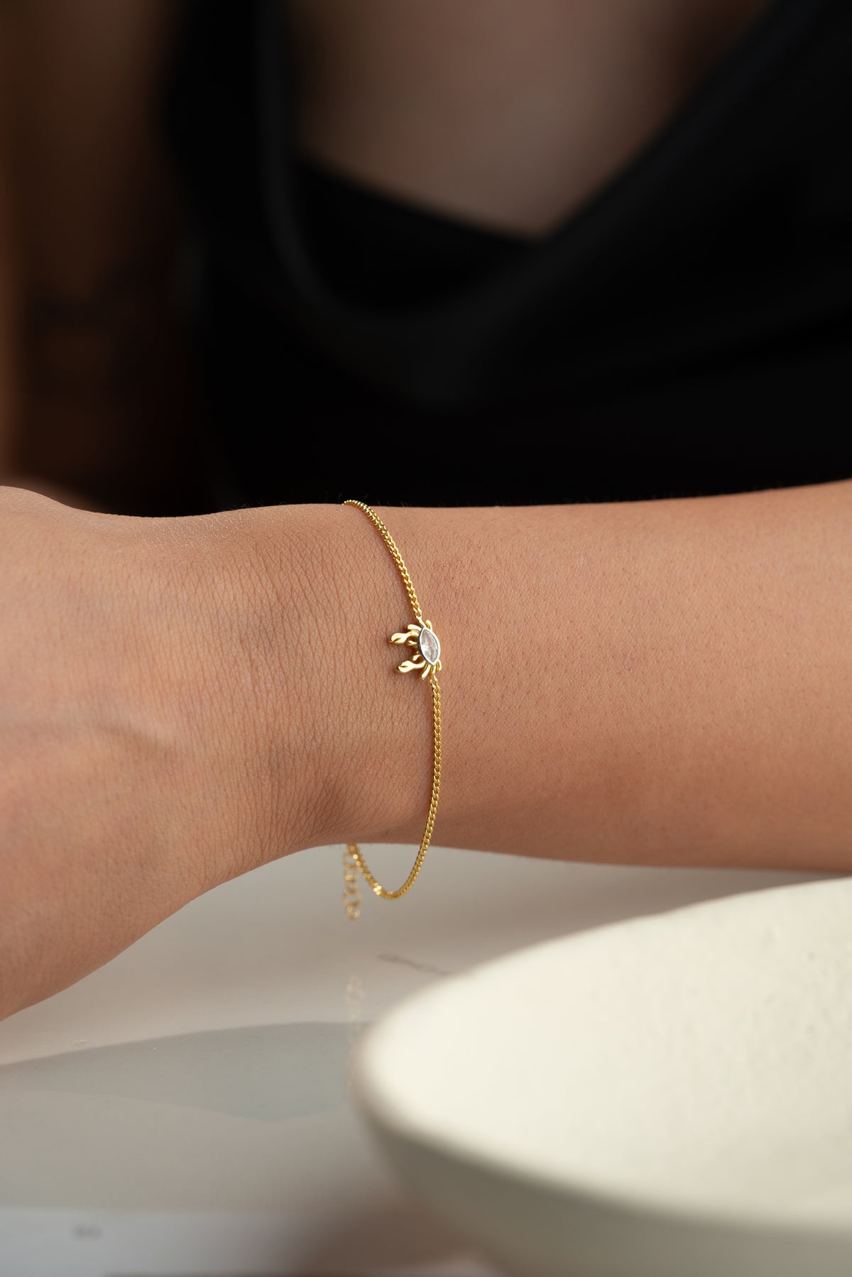 Crab Charm Bracelet in Gold