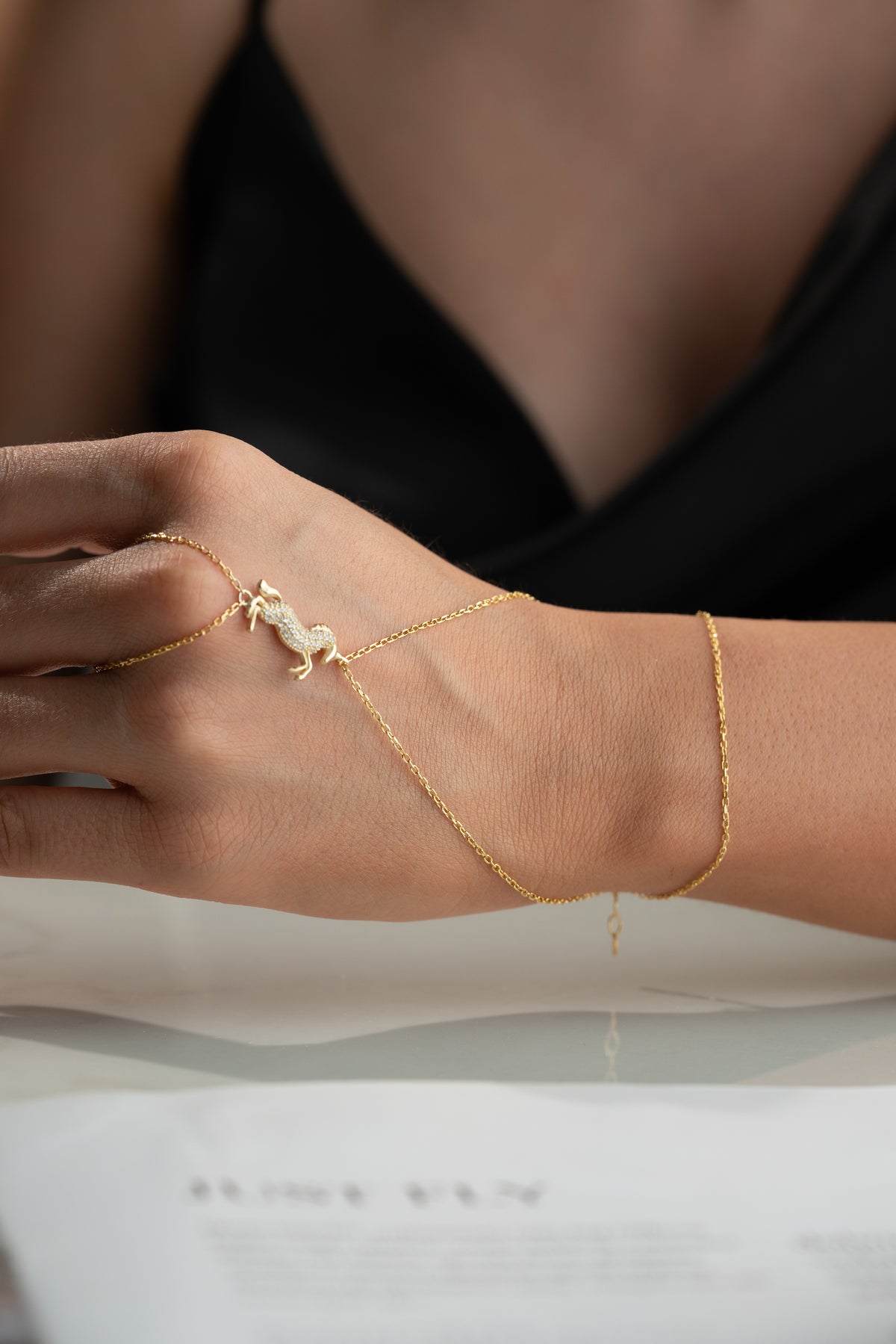 Shahmeran Pave Hand Chain Bracelet