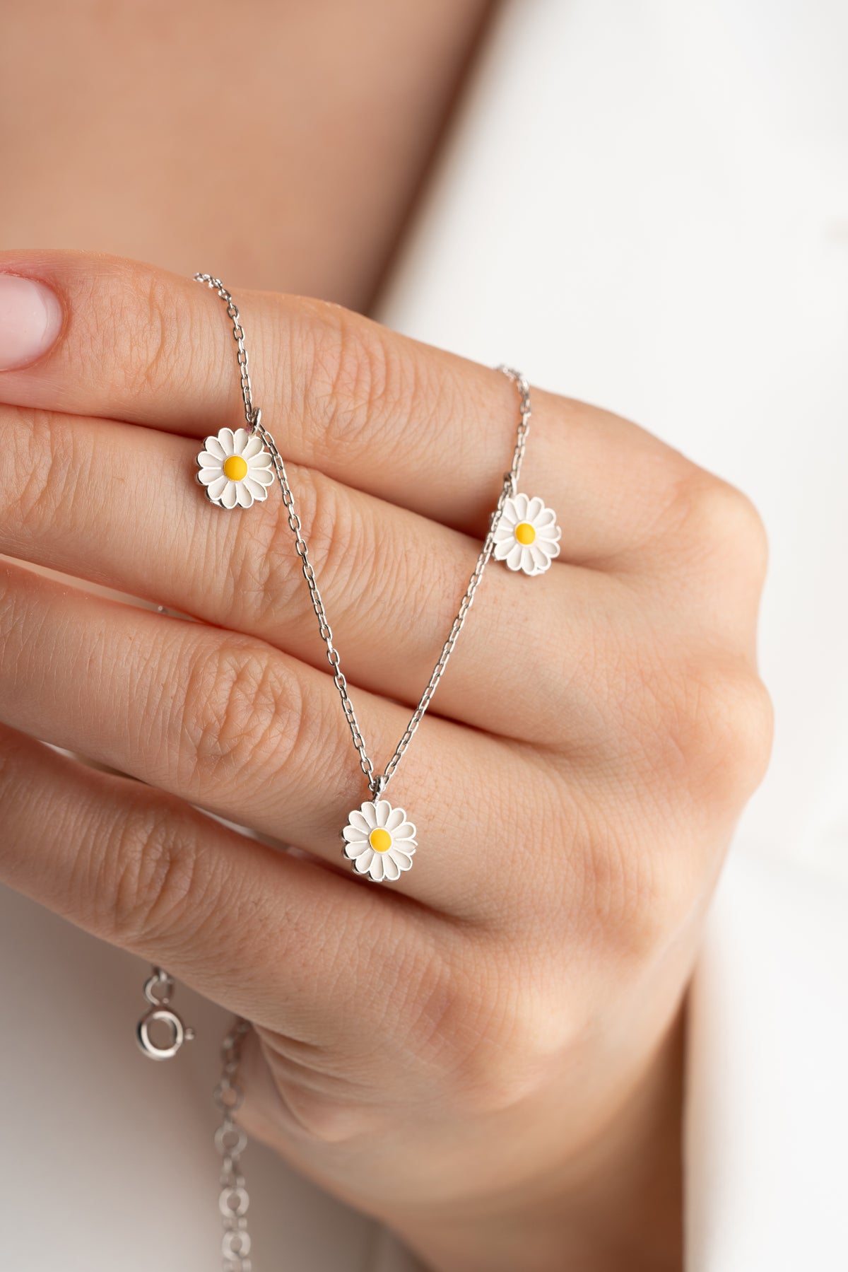Daisy Flower Charm Anklet