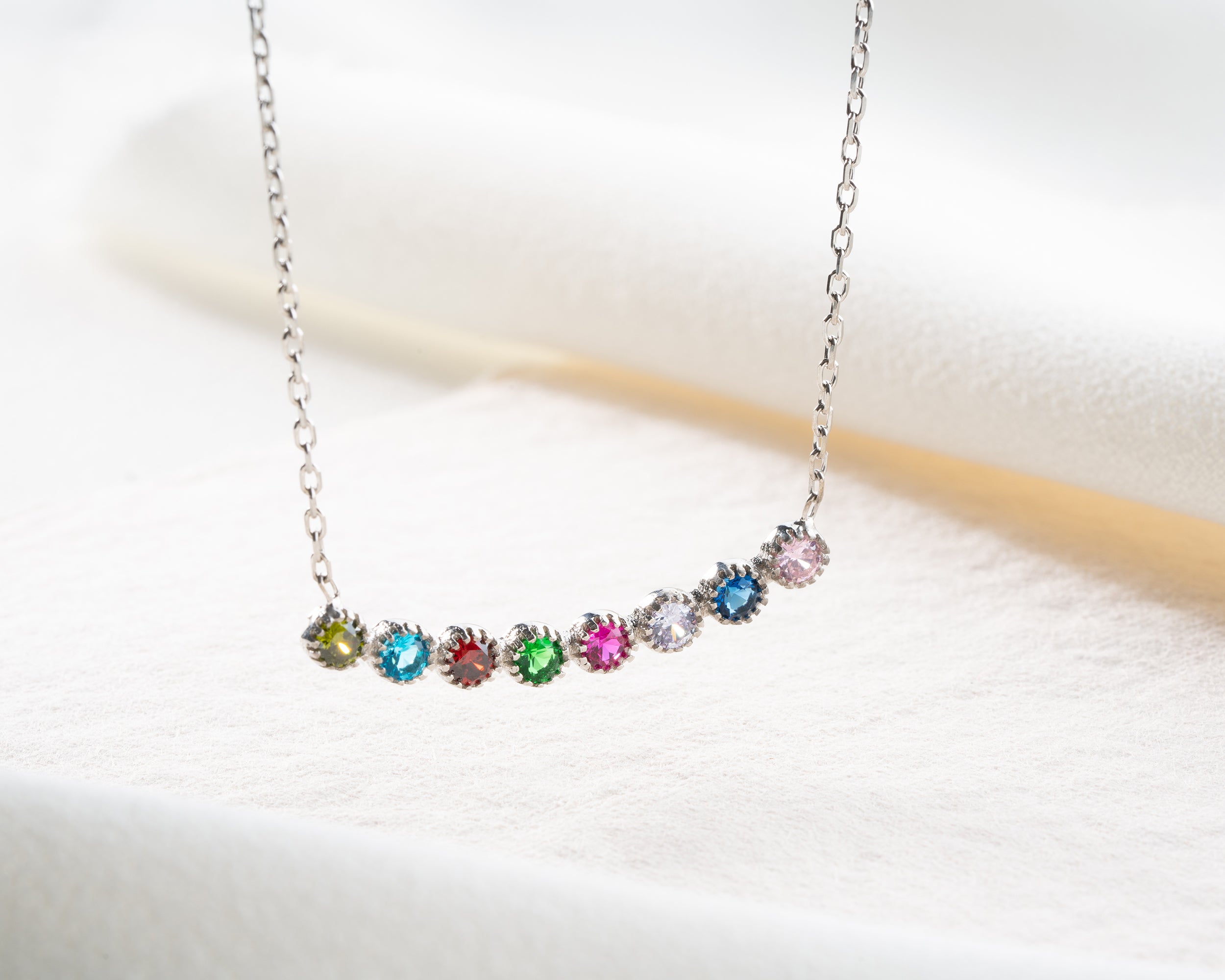 Curved Bar Family Birthstone Necklace