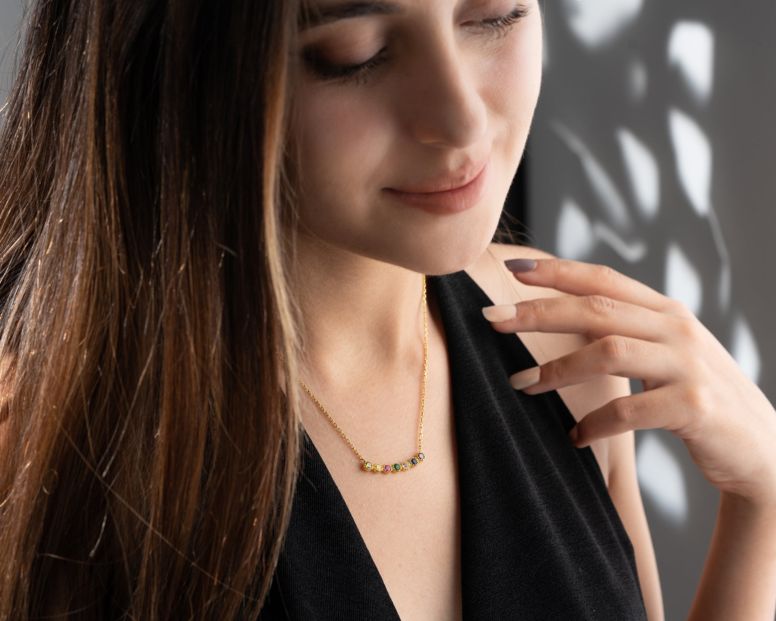 Curved Bar Family Birthstone Necklace