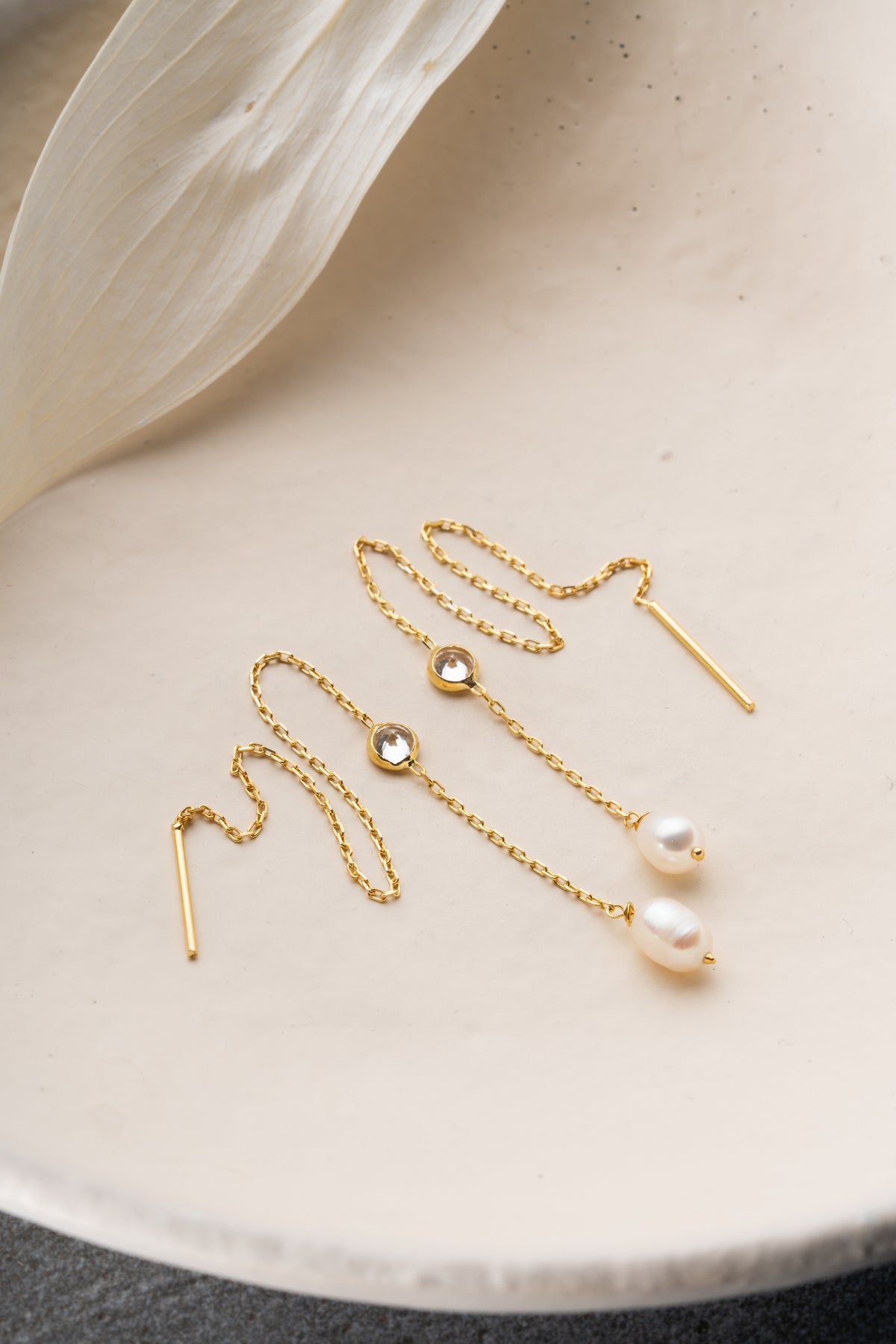 Pearl and Crystal Threader Earrings Gold
