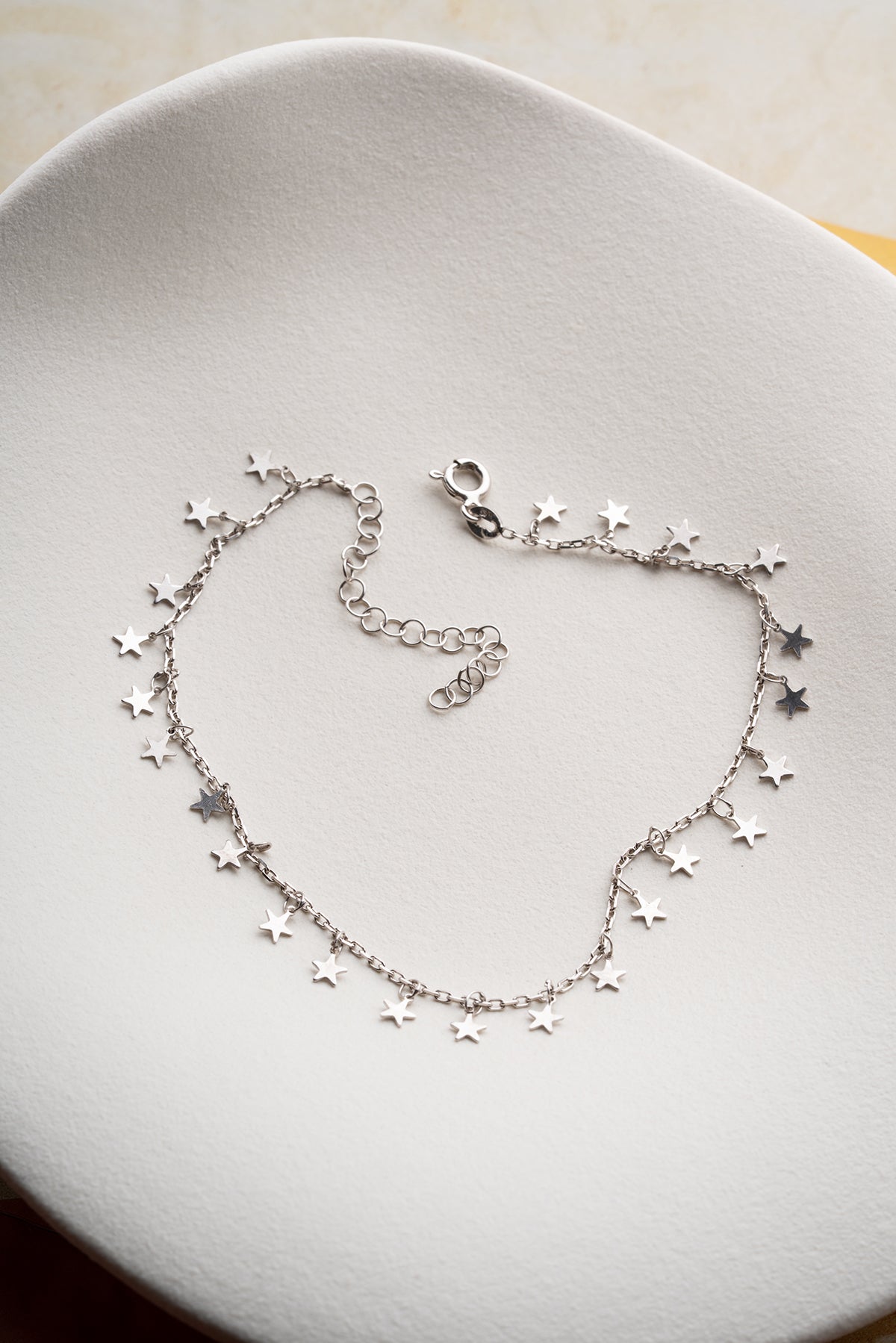 Dangling Star Charm Anklet in Silver