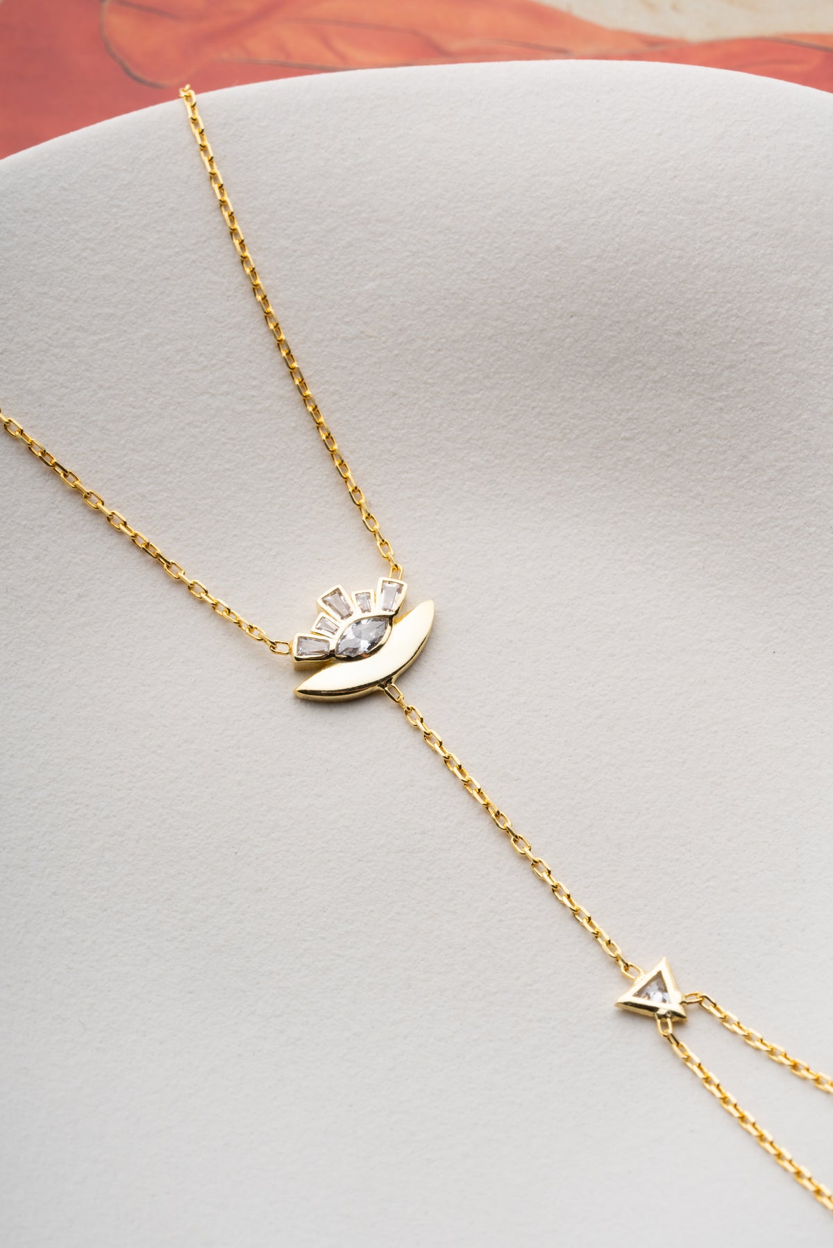 Sunburst Eye Hand Chain Bracelet in Gold
