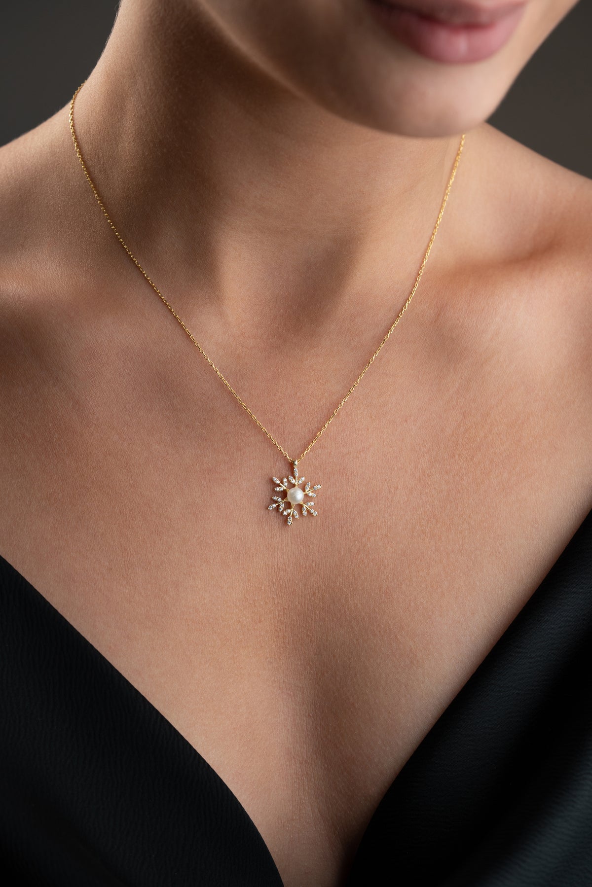 Pearl Snowflake Pendant Necklace