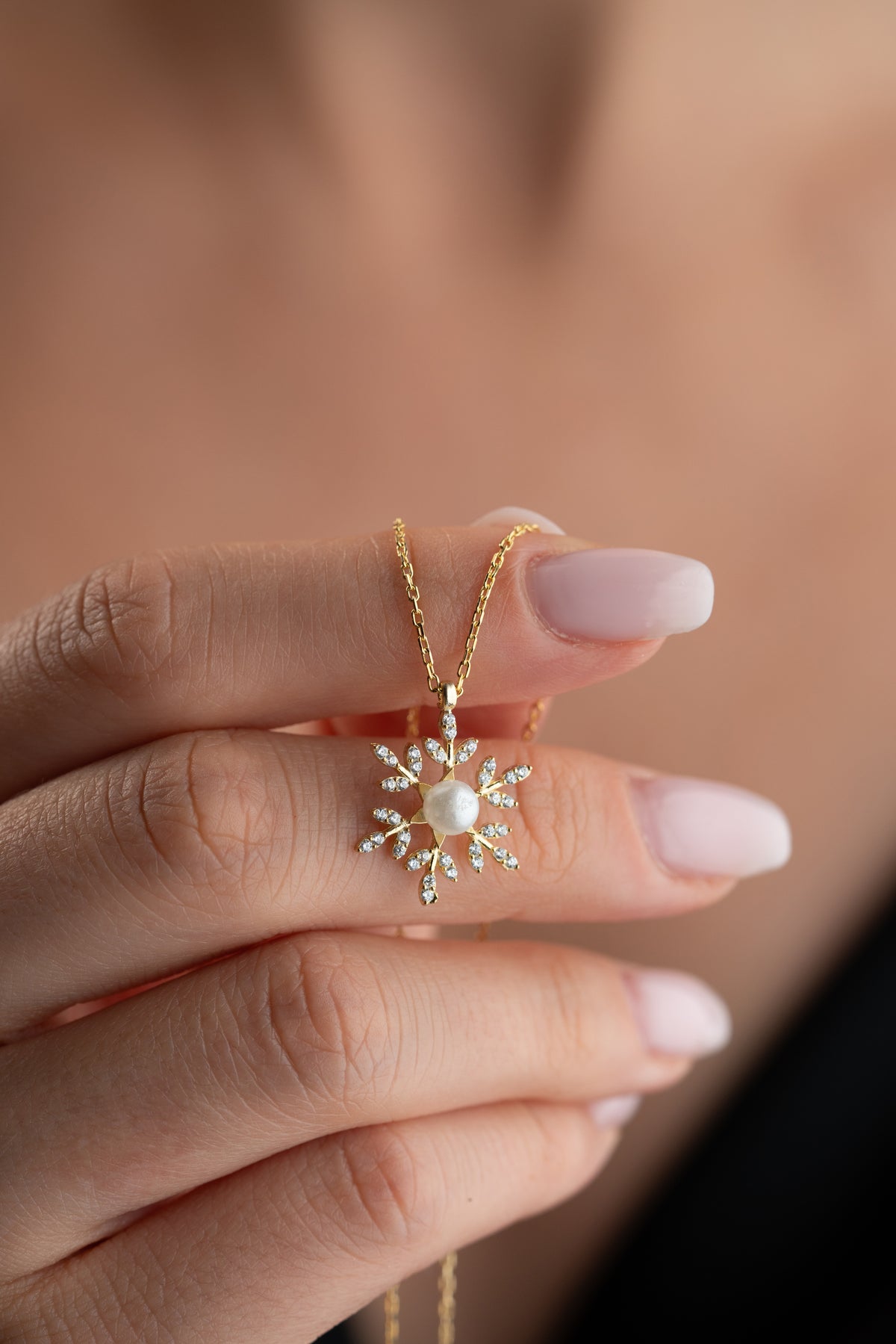 Pearl Snowflake Pendant Necklace