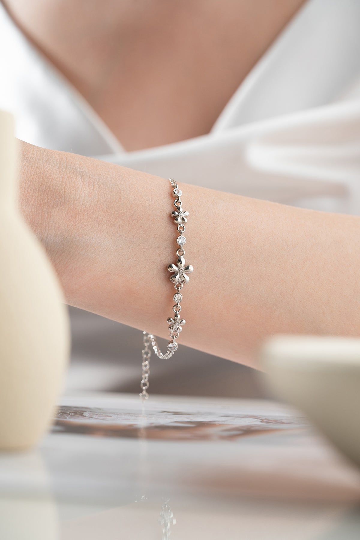 Gold Daisy Trio Chain Bracelet
