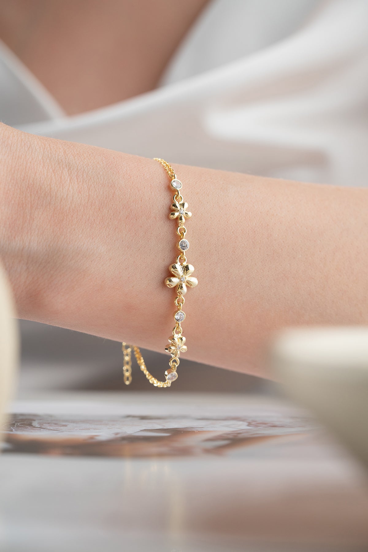 Gold Daisy Trio Chain Bracelet