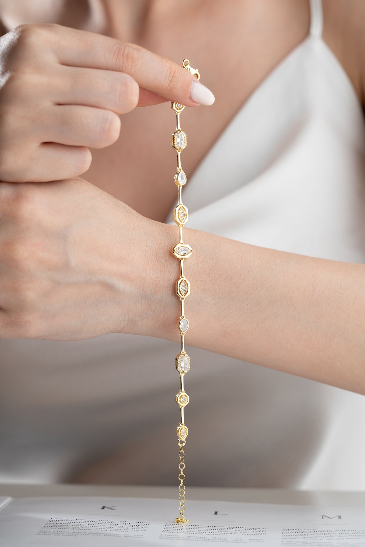 Vintage Mixed Cut Crystal Station Bracelet